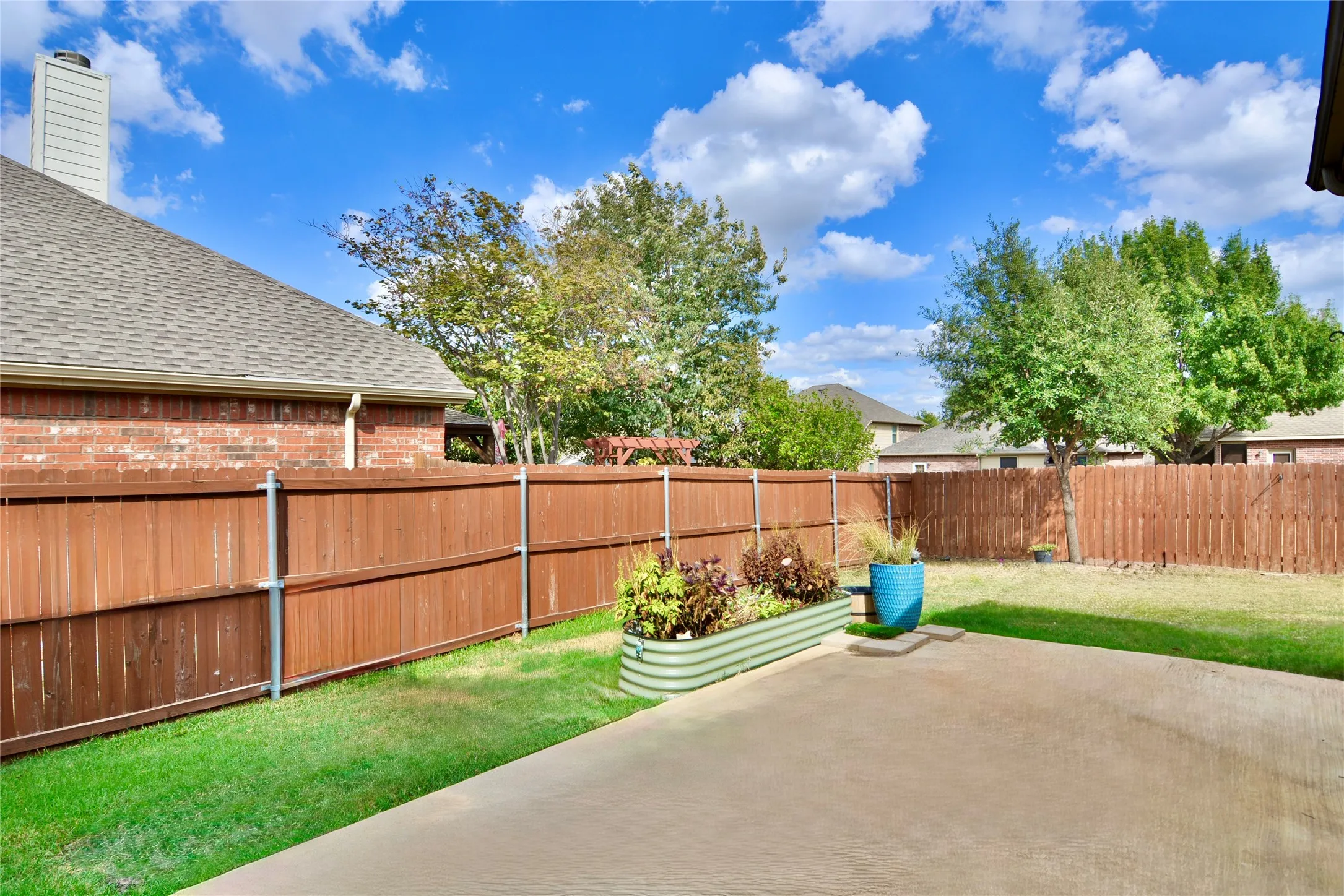 Single Family Residence For Rent in Tarrant County , 12420 Grey Twig Drive, Fort Worth, Texas 76244, 4 Bedroom, 2 Bathroom, 2 Garage spaces, 2,404 Sqft, built in 2006, mls#21402004, Real Estate Agent in Fort Worth, Homes For Rent in Tarrant county, Homes For Rent in Fort Worth, Realtor in Fort Worth Texas, Real Estate Brokerage Independent Realty Texas, Luminita Cordes Realtor