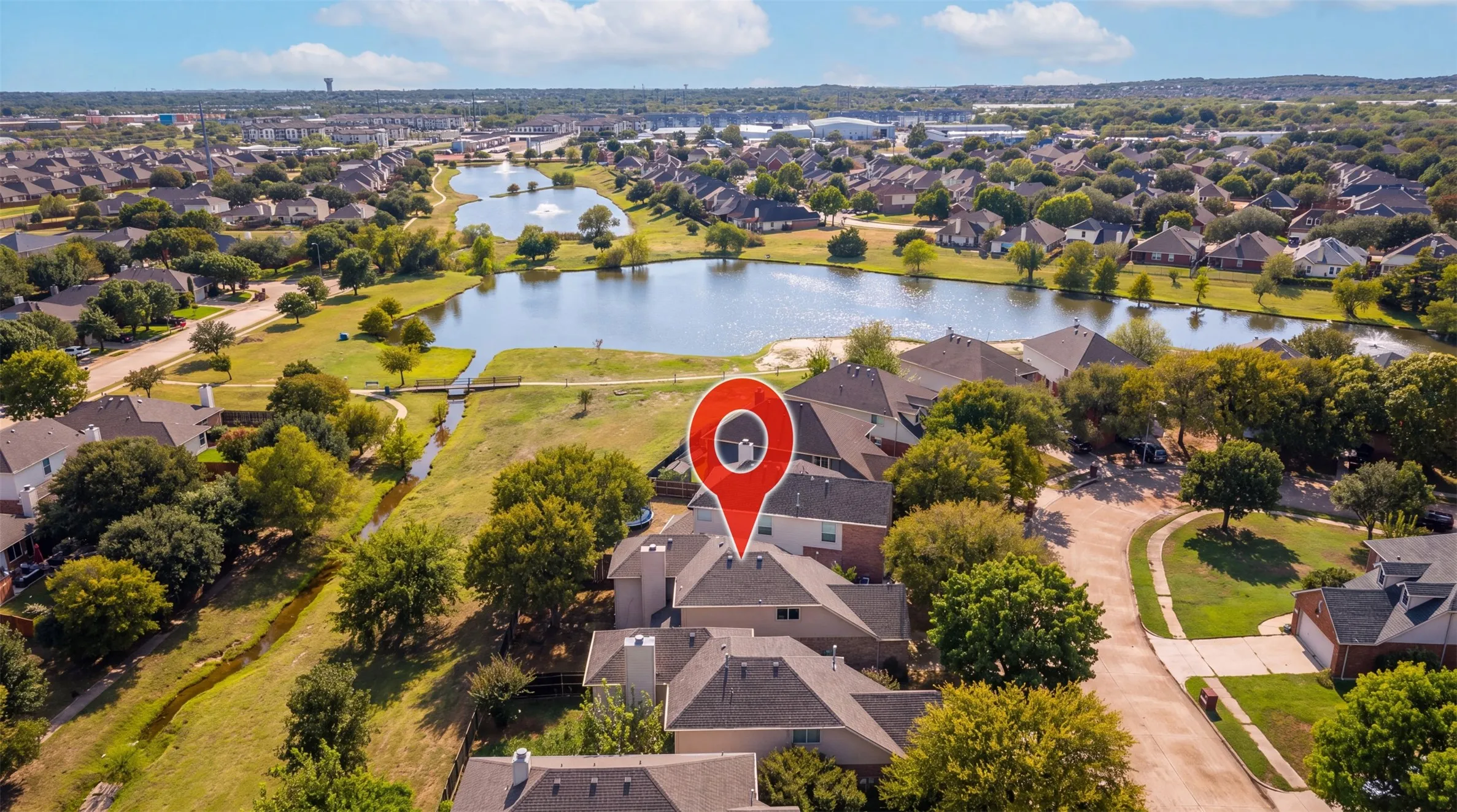 Single Family Residence For Sale in Tarrant County , 5448 Pecan Creek Circle, Fort Worth, Texas 76244, 3 Bedroom, 3 Bathroom, 2 Garage spaces, 1,985 Sqft, built in 2002, mls#21403241, Real Estate Agent in Fort Worth, Homes For Sale in Tarrant county, Homes For Sale in Fort Worth, Realtor in Fort Worth Texas, Real Estate Brokerage Independent Realty Texas, Luminita Cordes Realtor