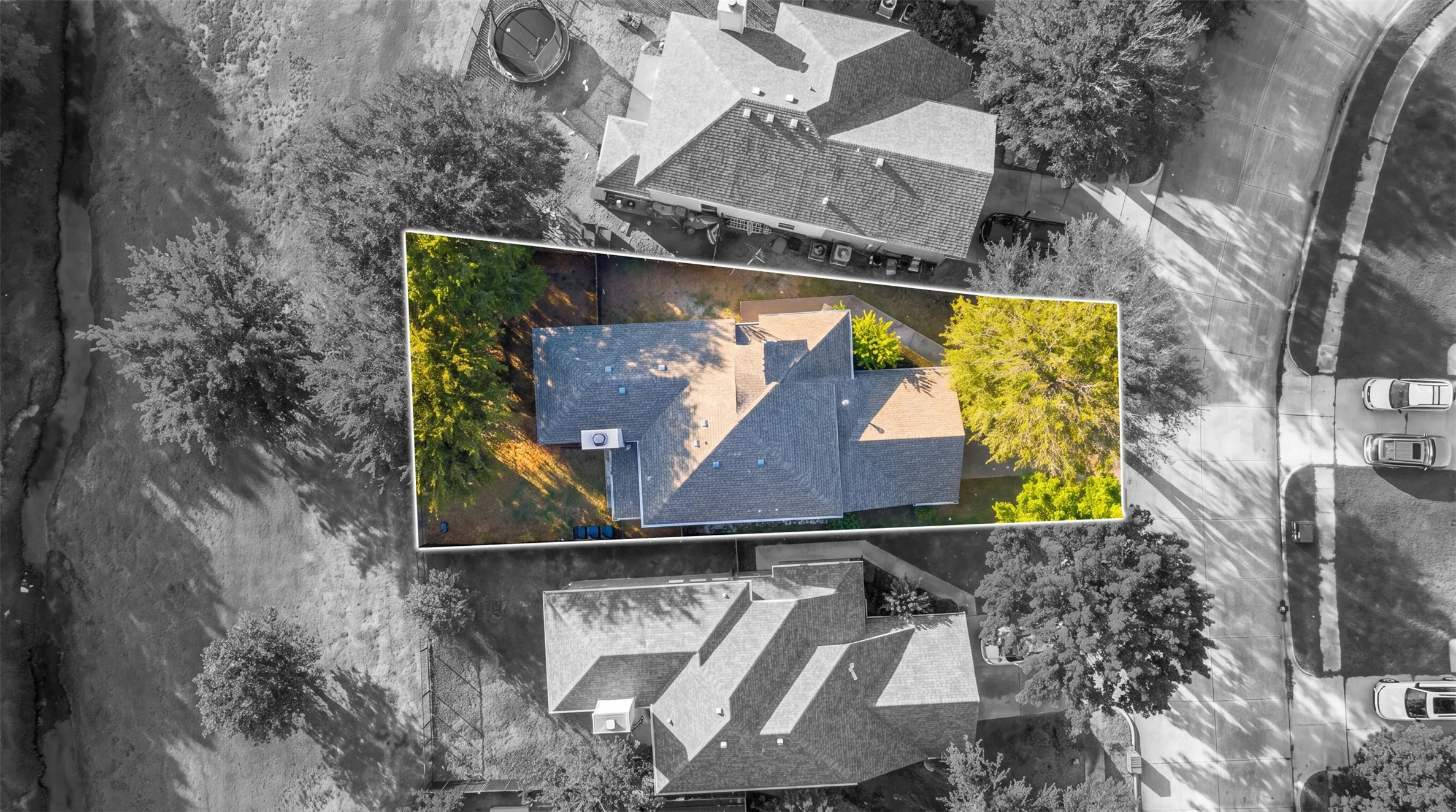 Single Family Residence For Sale in Tarrant County , 5448 Pecan Creek Circle, Fort Worth, Texas 76244, 3 Bedroom, 3 Bathroom, 2 Garage spaces, 1,985 Sqft, built in 2002, mls#21403241, Real Estate Agent in Fort Worth, Homes For Sale in Tarrant county, Homes For Sale in Fort Worth, Realtor in Fort Worth Texas, Real Estate Brokerage Independent Realty Texas, Luminita Cordes Realtor