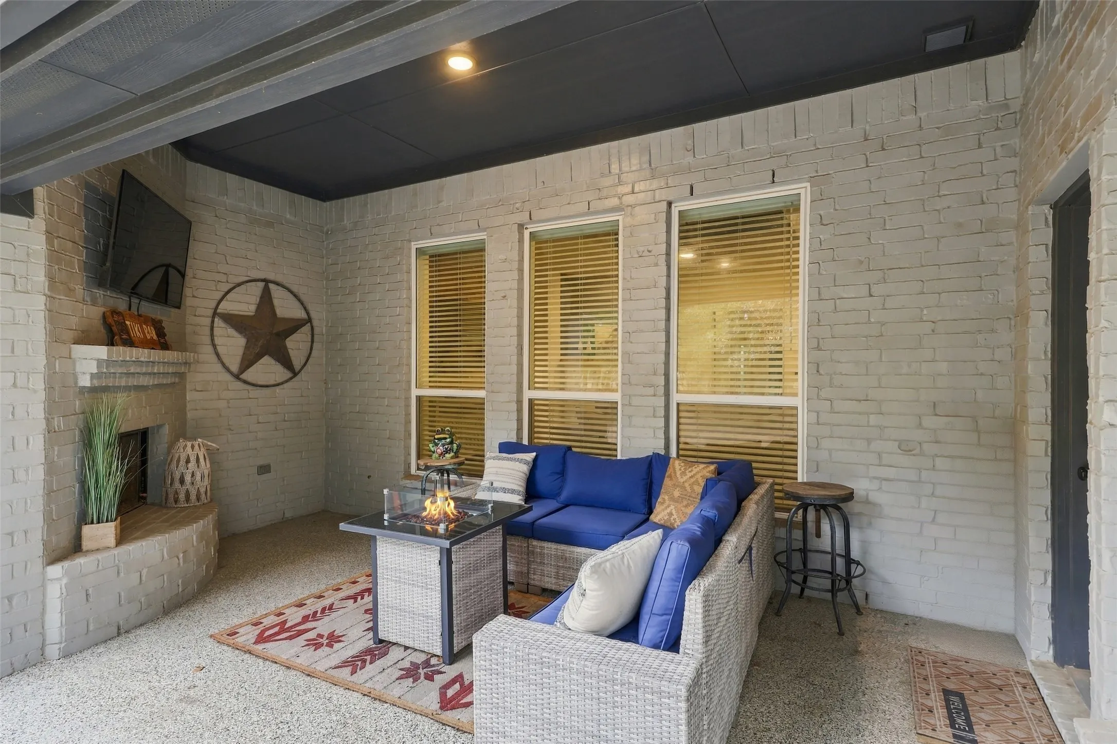 Single Family Residence For Sale in Parker County , 350 Timbers Circle, Poolville, Texas 76487, 4 Bedroom, 2 Bathroom, 2 Garage spaces, 2,421 Sqft, built in 2021, mls#21403162, Real Estate Agent in Poolville, Homes For Sale in Parker county, Homes For Sale in Poolville, Realtor in Poolville Texas, Real Estate Brokerage Independent Realty Texas, Luminita Cordes Realtor