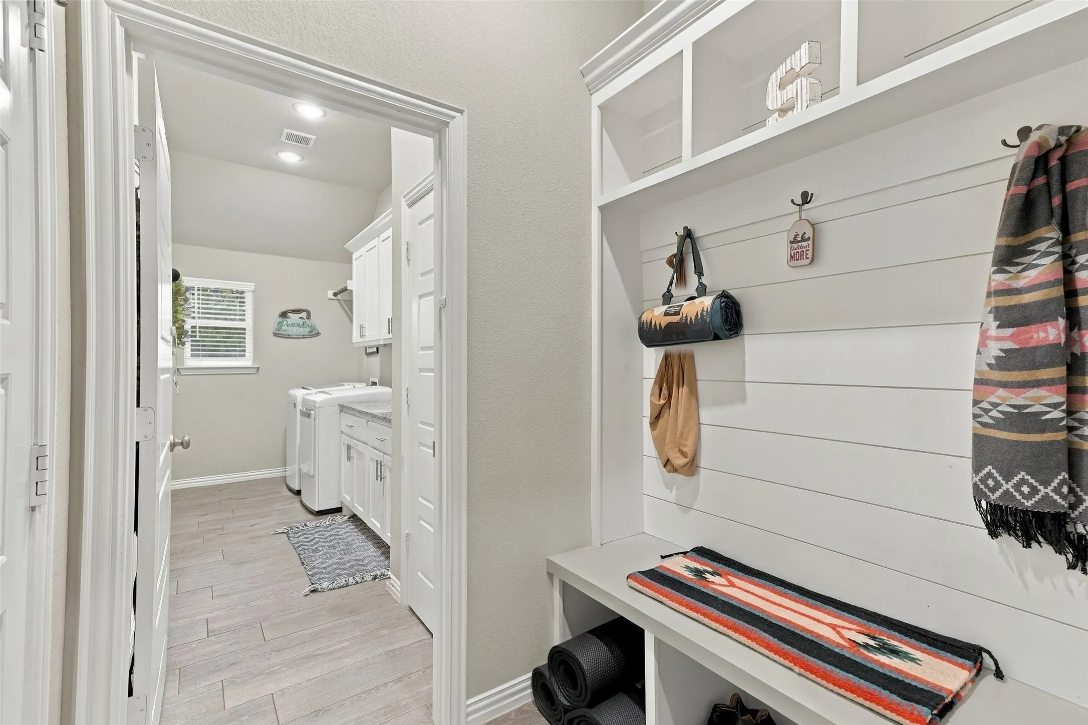 Single Family Residence For Sale in Parker County , 350 Timbers Circle, Poolville, Texas 76487, 4 Bedroom, 2 Bathroom, 2 Garage spaces, 2,421 Sqft, built in 2021, mls#21403162, Real Estate Agent in Poolville, Homes For Sale in Parker county, Homes For Sale in Poolville, Realtor in Poolville Texas, Real Estate Brokerage Independent Realty Texas, Luminita Cordes Realtor