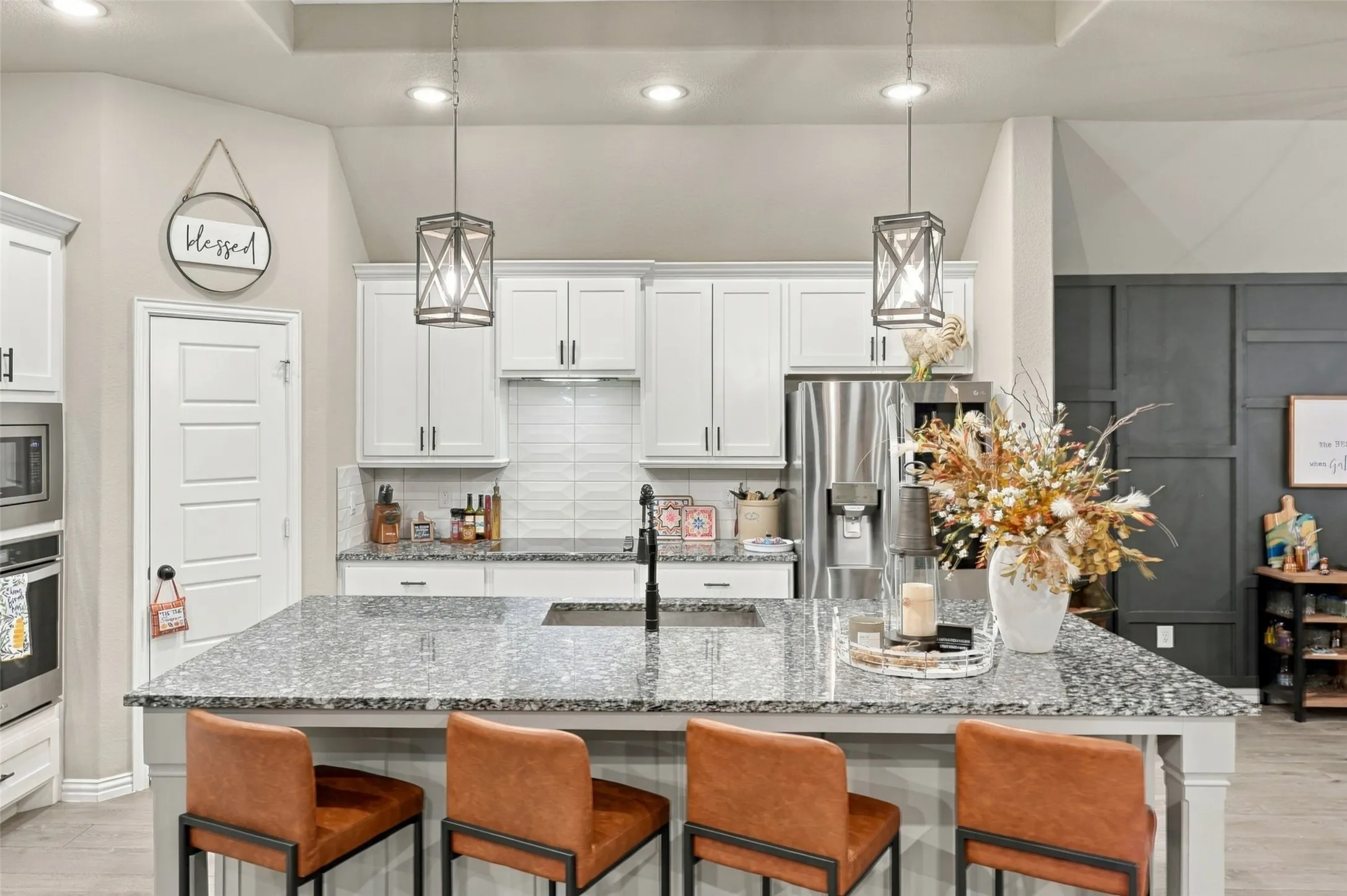 Single Family Residence For Sale in Parker County , 350 Timbers Circle, Poolville, Texas 76487, 4 Bedroom, 2 Bathroom, 2 Garage spaces, 2,421 Sqft, built in 2021, mls#21403162, Real Estate Agent in Poolville, Homes For Sale in Parker county, Homes For Sale in Poolville, Realtor in Poolville Texas, Real Estate Brokerage Independent Realty Texas, Luminita Cordes Realtor