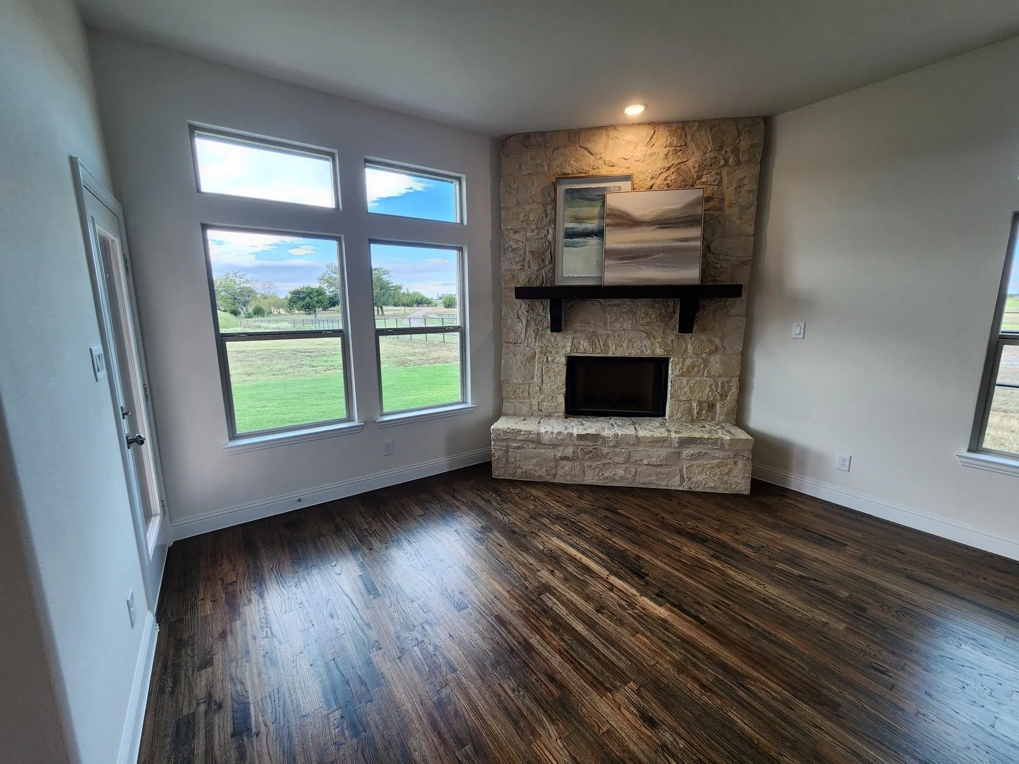 Single Family Residence For Sale in Grayson County , 394 Willie's Court, Whitesboro, Texas 76273, 4 Bedroom, 3 Bathroom, 6 Garage spaces, 2,843 Sqft, built in 2027, mls#21403253, Real Estate Agent in Whitesboro, Homes For Sale in Grayson county, Homes For Sale in Whitesboro, Realtor in Whitesboro Texas, Real Estate Brokerage Independent Realty Texas, Luminita Cordes Realtor