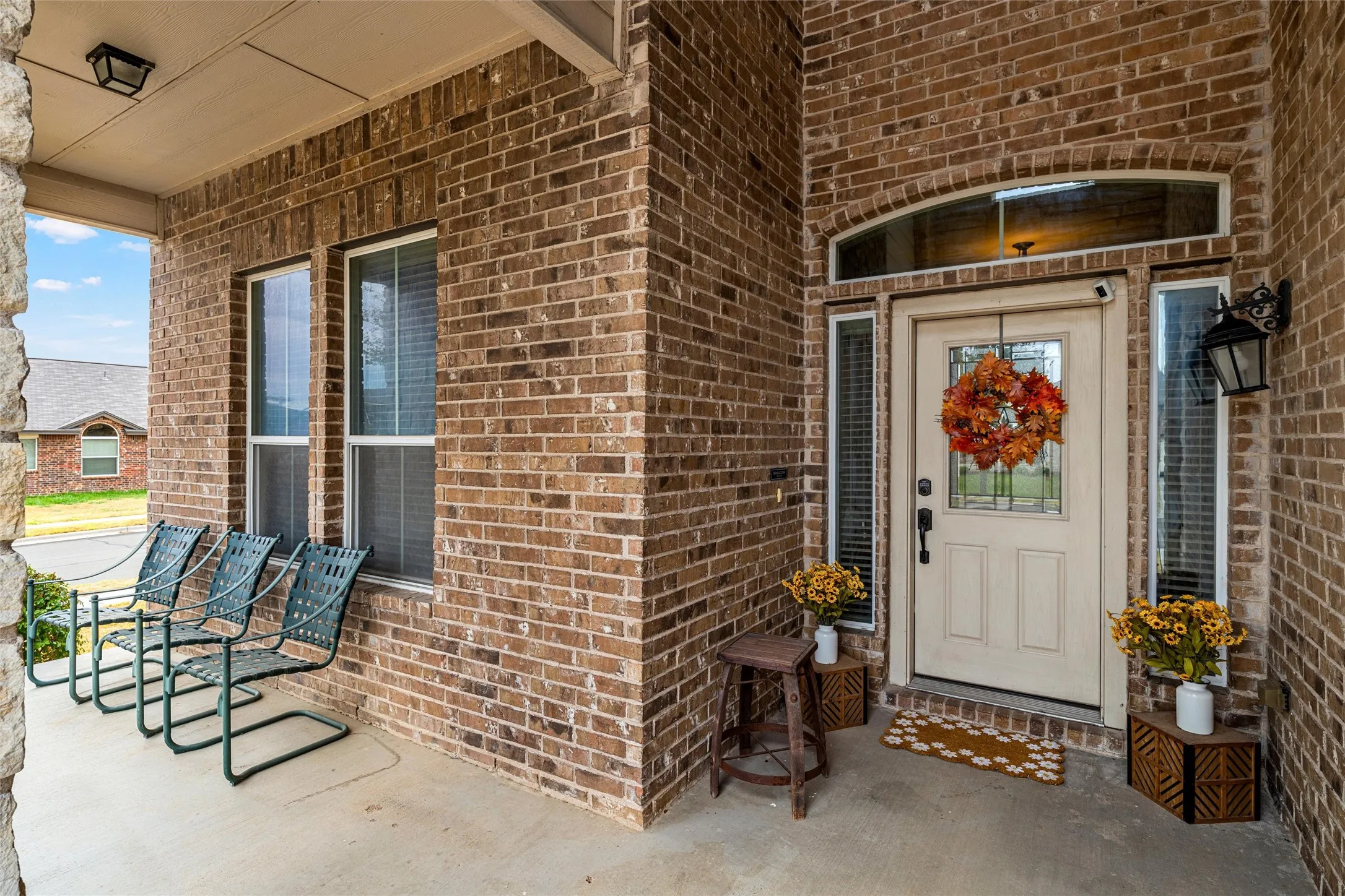 Single Family Residence For Sale in Mc Lennan County , 6541 Cascade Drive, Waco, Texas 76712, 5 Bedroom, 3 Bathroom, 2 Garage spaces, 3,187 Sqft, built in 2013, mls#21402633, Real Estate Agent in Waco, Homes For Sale in Mc Lennan county, Homes For Sale in Waco, Realtor in Waco Texas, Real Estate Brokerage Independent Realty Texas, Luminita Cordes Realtor