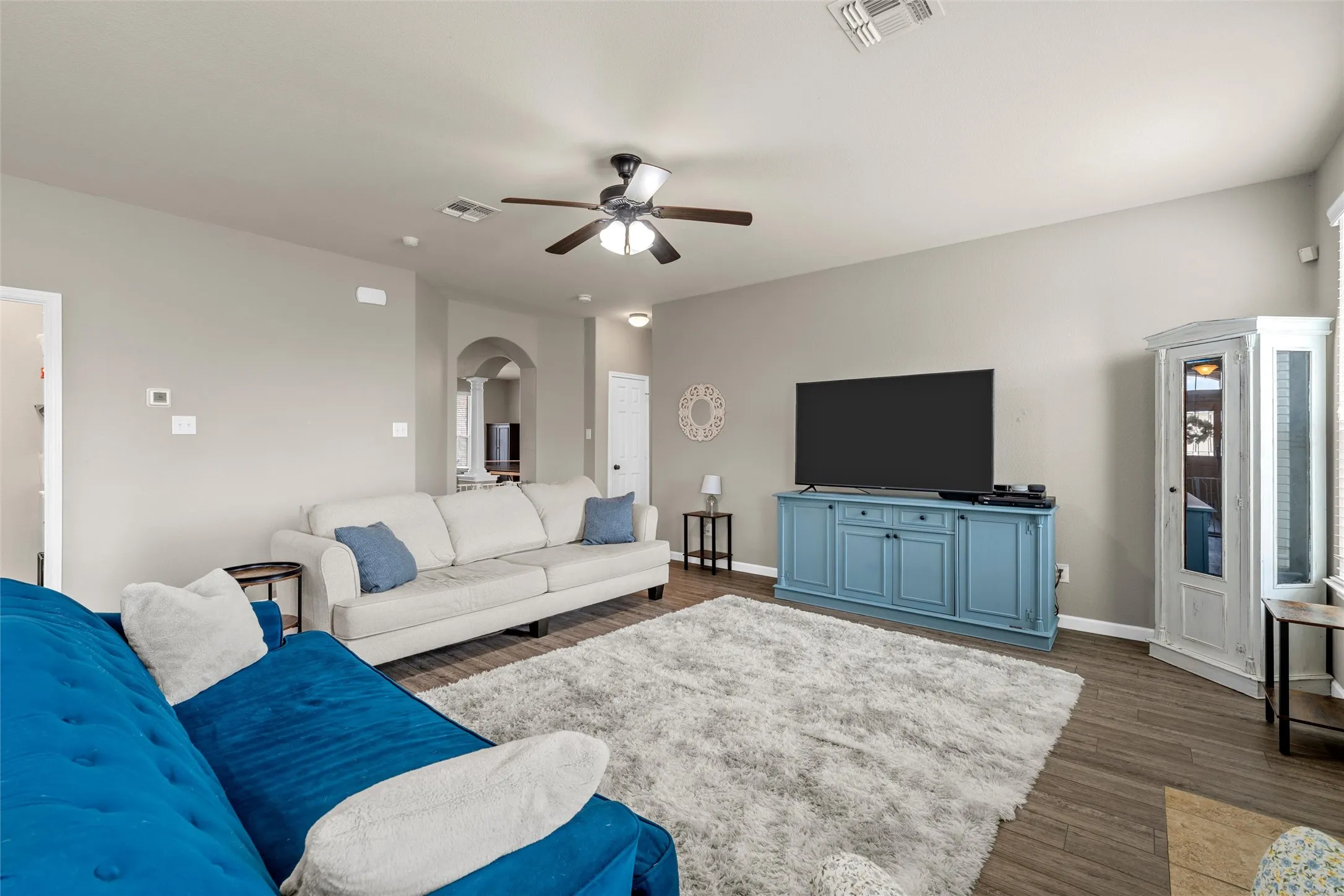 Single Family Residence For Sale in Mc Lennan County , 6541 Cascade Drive, Waco, Texas 76712, 5 Bedroom, 3 Bathroom, 2 Garage spaces, 3,187 Sqft, built in 2013, mls#21402633, Real Estate Agent in Waco, Homes For Sale in Mc Lennan county, Homes For Sale in Waco, Realtor in Waco Texas, Real Estate Brokerage Independent Realty Texas, Luminita Cordes Realtor