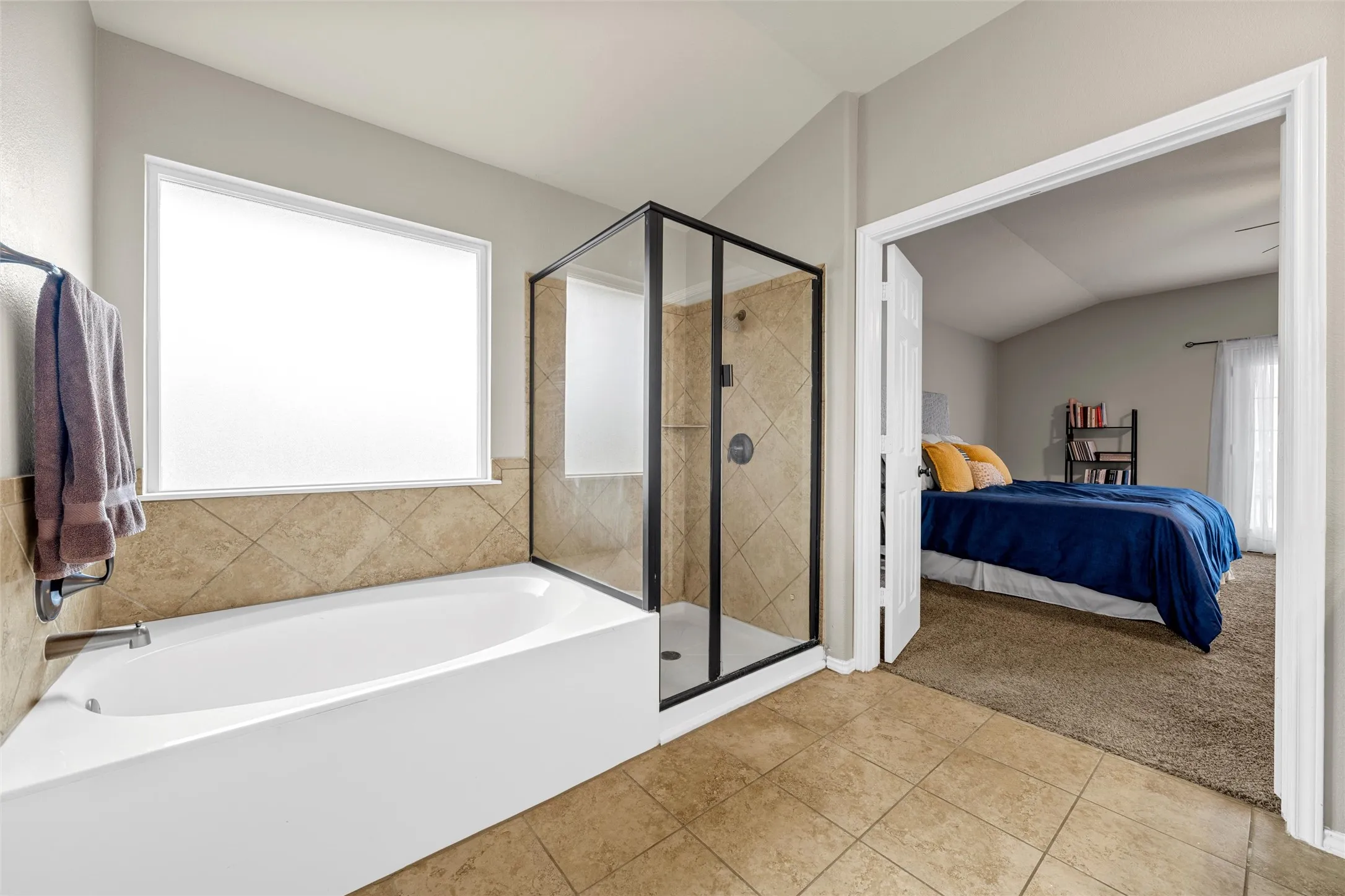 Single Family Residence For Sale in Mc Lennan County , 6541 Cascade Drive, Waco, Texas 76712, 5 Bedroom, 3 Bathroom, 2 Garage spaces, 3,187 Sqft, built in 2013, mls#21402633, Real Estate Agent in Waco, Homes For Sale in Mc Lennan county, Homes For Sale in Waco, Realtor in Waco Texas, Real Estate Brokerage Independent Realty Texas, Luminita Cordes Realtor