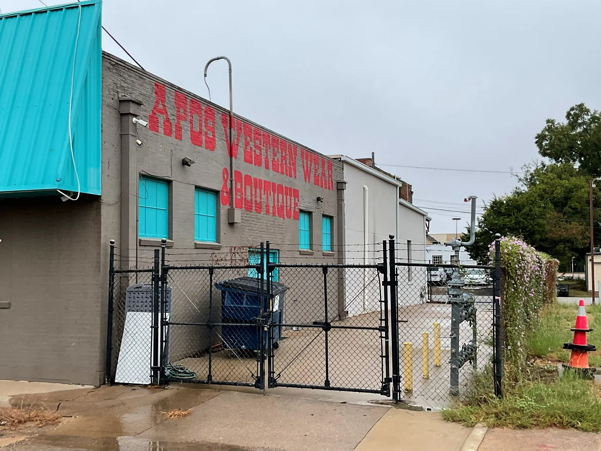 Retail For Sale in Johnson County , 110 N Caddo Street, Cleburne, Texas 76031, 0, 0, Garage spaces, 0 Sqft, built in 1900, mls#21403006, Real Estate Agent in Cleburne, Homes For Sale in Johnson county, Homes For Sale in Cleburne, Realtor in Cleburne Texas, Real Estate Brokerage Independent Realty Texas, Luminita Cordes Realtor