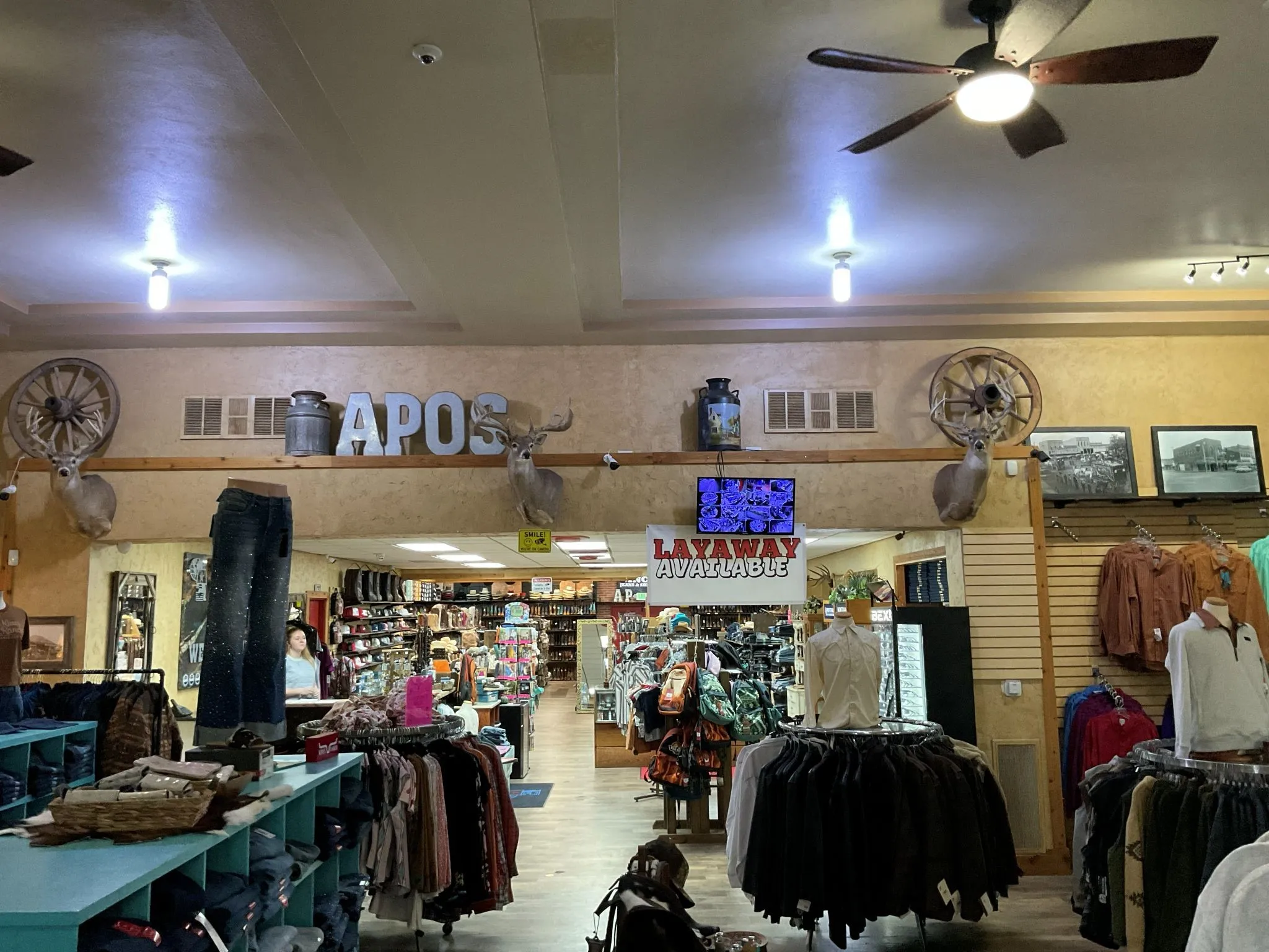 Retail For Sale in Johnson County , 110 N Caddo Street, Cleburne, Texas 76031, 0, 0, Garage spaces, 0 Sqft, built in 1900, mls#21403006, Real Estate Agent in Cleburne, Homes For Sale in Johnson county, Homes For Sale in Cleburne, Realtor in Cleburne Texas, Real Estate Brokerage Independent Realty Texas, Luminita Cordes Realtor