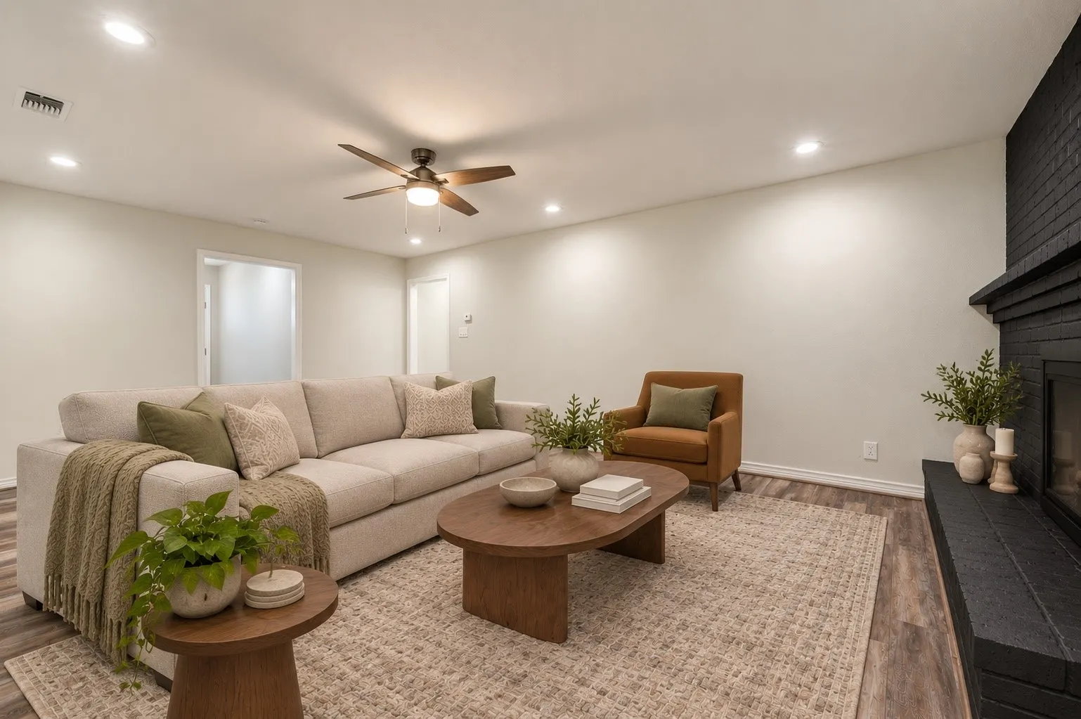 Single Family Residence For Rent in Collin County , 510 E 7th Street, Prosper, Texas 75078, 3 Bedroom, 2 Bathroom, 2 Garage spaces, 1,568 Sqft, built in 1975, mls#21403267, Real Estate Agent in Prosper, Homes For Rent in Collin county, Homes For Rent in Prosper, Realtor in Prosper Texas, Real Estate Brokerage Independent Realty Texas, Luminita Cordes Realtor