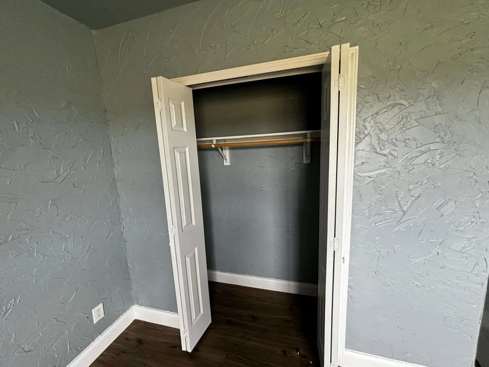 Single Family Residence For Rent in Grayson County , 810 Bounds Road, Gunter, Texas 75058, 2 Bedroom, 2 Bathroom, Garage spaces, 1,500 Sqft, built in 2024, mls#21403290, Real Estate Agent in Gunter, Homes For Rent in Grayson county, Homes For Rent in Gunter, Realtor in Gunter Texas, Real Estate Brokerage Independent Realty Texas, Luminita Cordes Realtor