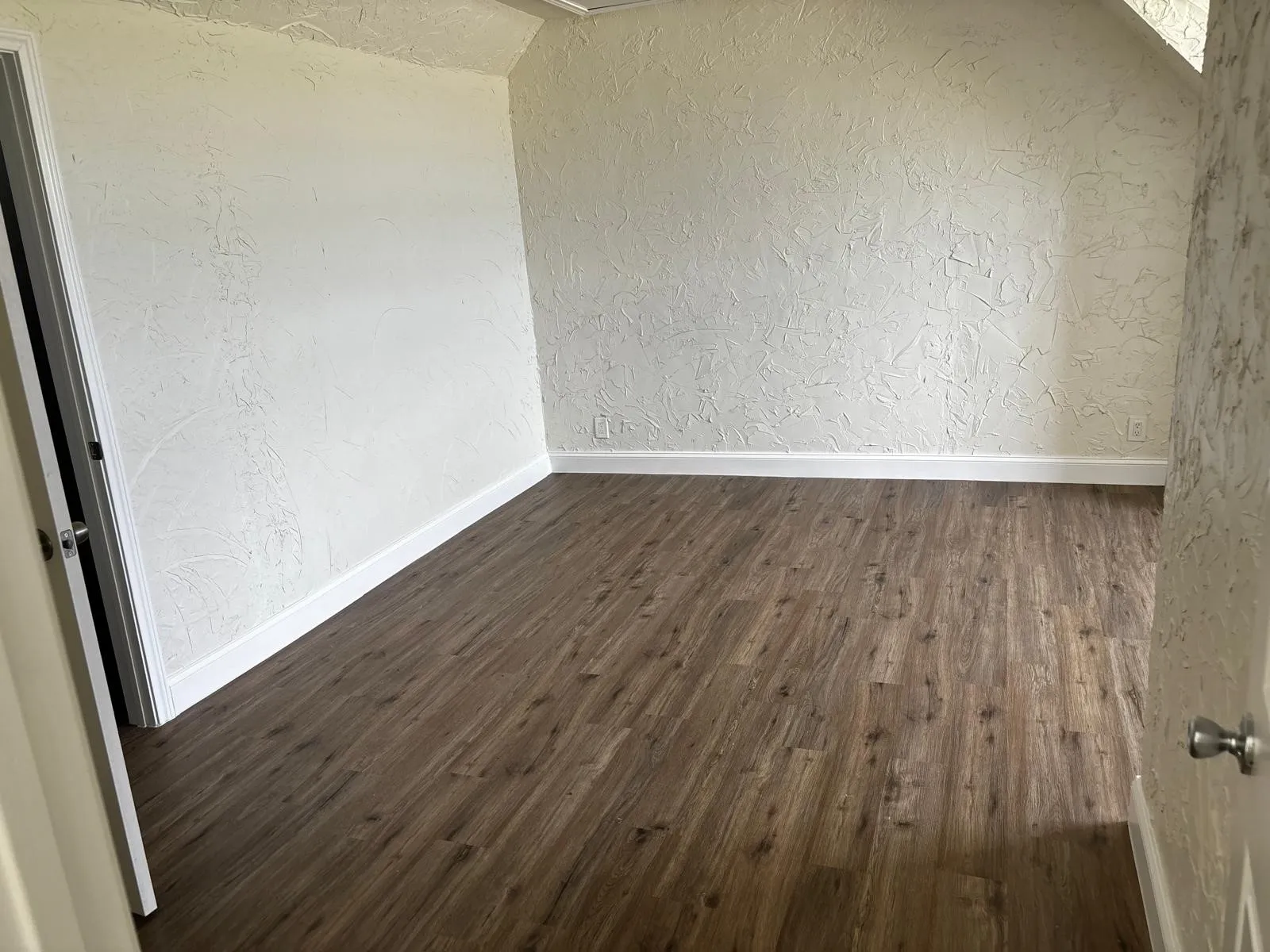 Single Family Residence For Rent in Grayson County , 810 Bounds Road, Gunter, Texas 75058, 2 Bedroom, 2 Bathroom, Garage spaces, 1,500 Sqft, built in 2024, mls#21403290, Real Estate Agent in Gunter, Homes For Rent in Grayson county, Homes For Rent in Gunter, Realtor in Gunter Texas, Real Estate Brokerage Independent Realty Texas, Luminita Cordes Realtor
