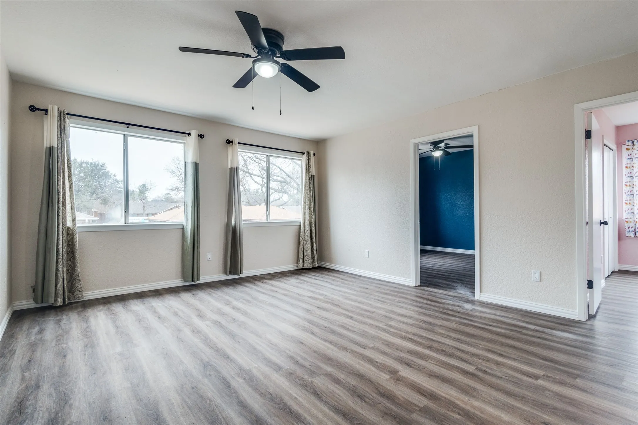 Single Family Residence For Sale in Denton County , 1846 Tucson Drive, Lewisville, Texas 75077, 5 Bedroom, 4 Bathroom, 2 Garage spaces, 2,255 Sqft, built in 1974, mls#21403297, Real Estate Agent in Lewisville, Homes For Sale in Denton county, Homes For Sale in Lewisville, Realtor in Lewisville Texas, Real Estate Brokerage Independent Realty Texas, Luminita Cordes Realtor