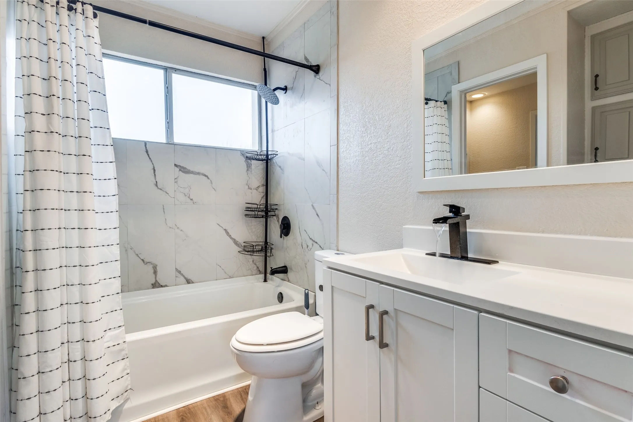 Single Family Residence For Sale in Denton County , 1846 Tucson Drive, Lewisville, Texas 75077, 5 Bedroom, 4 Bathroom, 2 Garage spaces, 2,255 Sqft, built in 1974, mls#21403297, Real Estate Agent in Lewisville, Homes For Sale in Denton county, Homes For Sale in Lewisville, Realtor in Lewisville Texas, Real Estate Brokerage Independent Realty Texas, Luminita Cordes Realtor