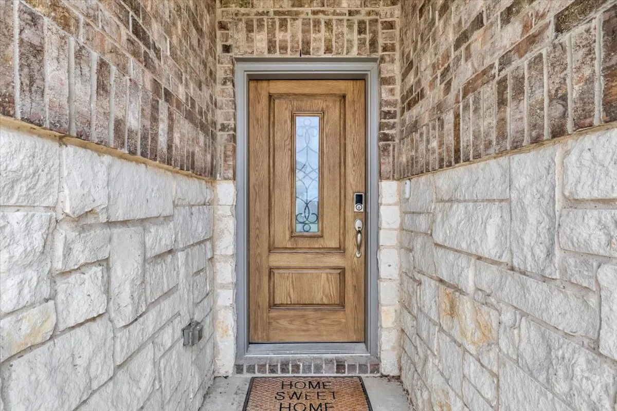 Single Family Residence For Rent in Tarrant County , 5665 Castle Peak Bend, Fort Worth, Texas 76126, 5 Bedroom, 3 Bathroom, 2 Garage spaces, 3,060 Sqft, built in 2022, mls#21401373, Real Estate Agent in Fort Worth, Homes For Rent in Tarrant county, Homes For Rent in Fort Worth, Realtor in Fort Worth Texas, Real Estate Brokerage Independent Realty Texas, Luminita Cordes Realtor