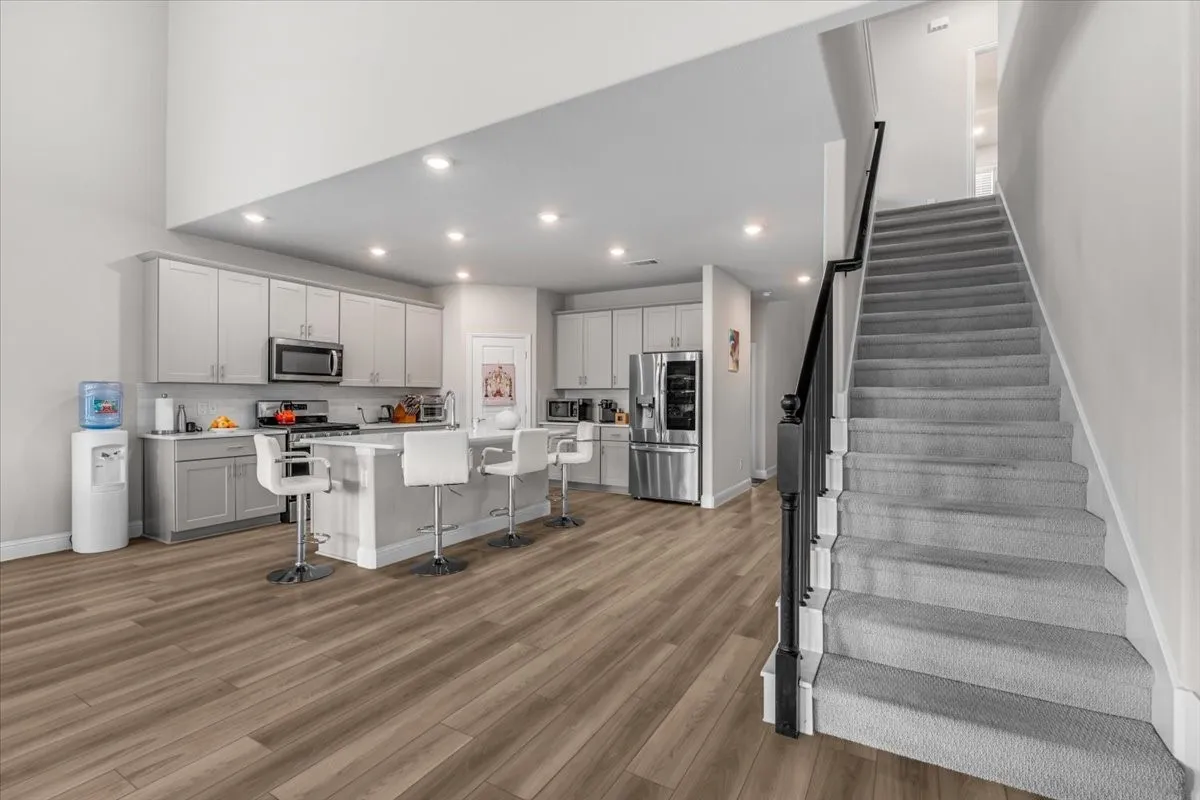 Single Family Residence For Rent in Tarrant County , 5665 Castle Peak Bend, Fort Worth, Texas 76126, 5 Bedroom, 3 Bathroom, 2 Garage spaces, 3,060 Sqft, built in 2022, mls#21401373, Real Estate Agent in Fort Worth, Homes For Rent in Tarrant county, Homes For Rent in Fort Worth, Realtor in Fort Worth Texas, Real Estate Brokerage Independent Realty Texas, Luminita Cordes Realtor