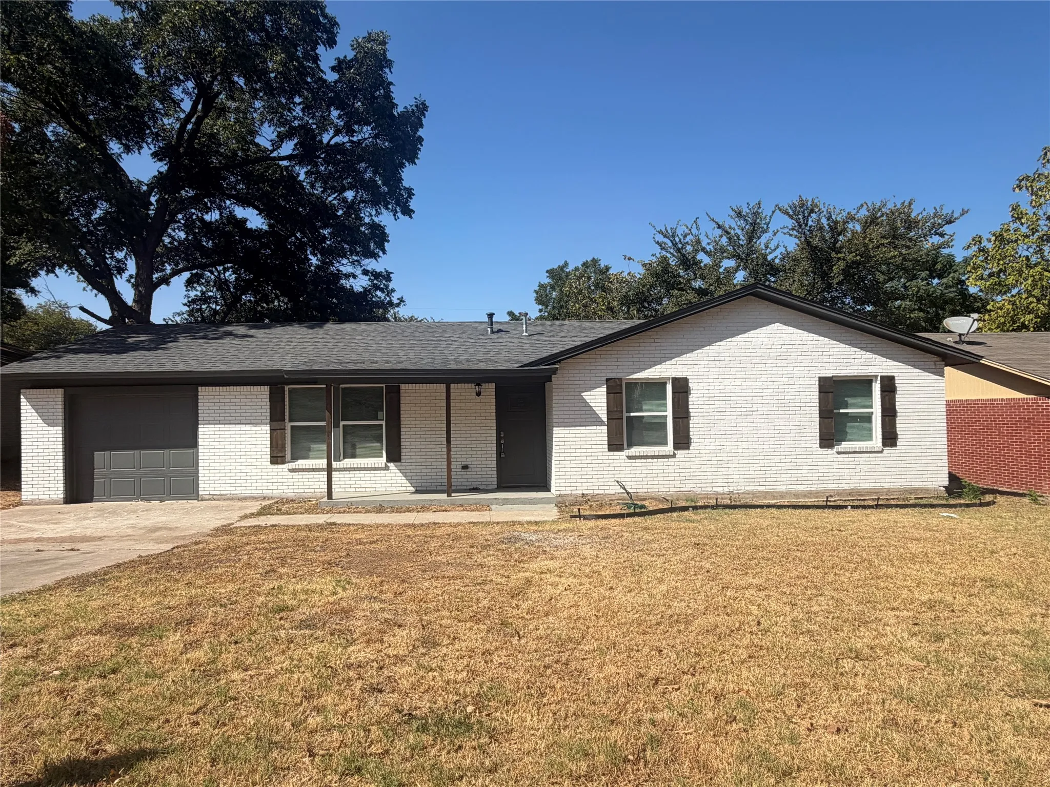 Single Family Residence For Rent in Tarrant County , 4729 Leonard Street, Forest Hill, Texas 76119, 3 Bedroom, 2 Bathroom, 1 Garage spaces, 1,338 Sqft, built in 1962, mls#21403314, Real Estate Agent in Forest Hill, Homes For Rent in Tarrant county, Homes For Rent in Forest Hill, Realtor in Forest Hill Texas, Real Estate Brokerage Independent Realty Texas, Luminita Cordes Realtor