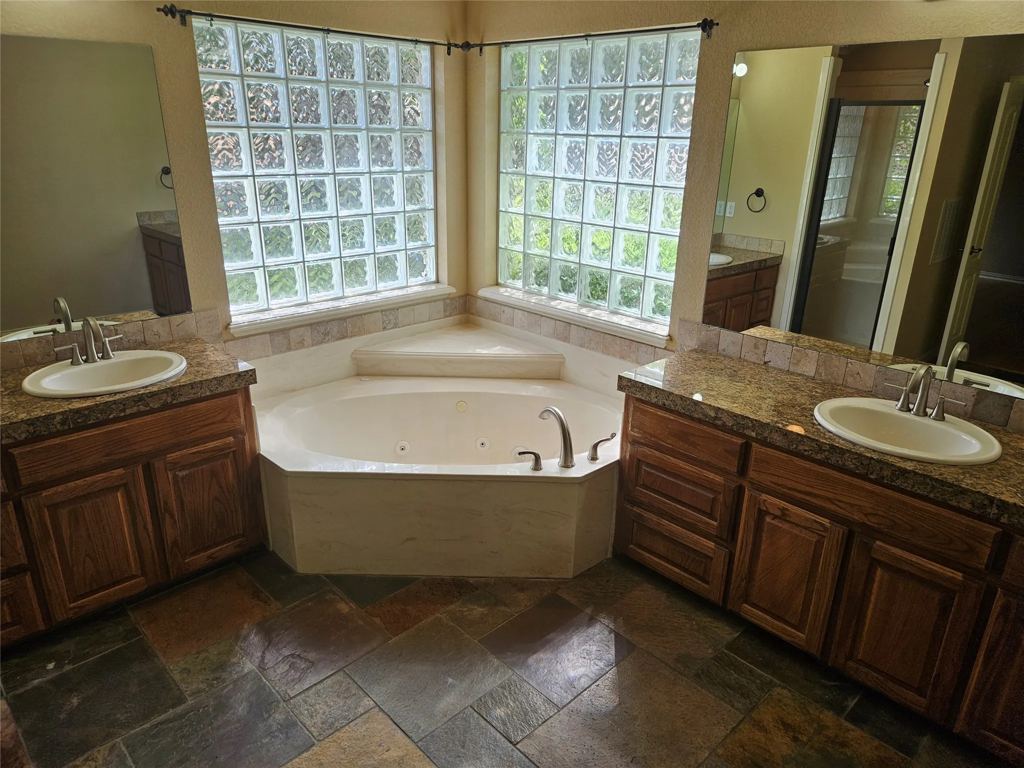 Jetted Tub