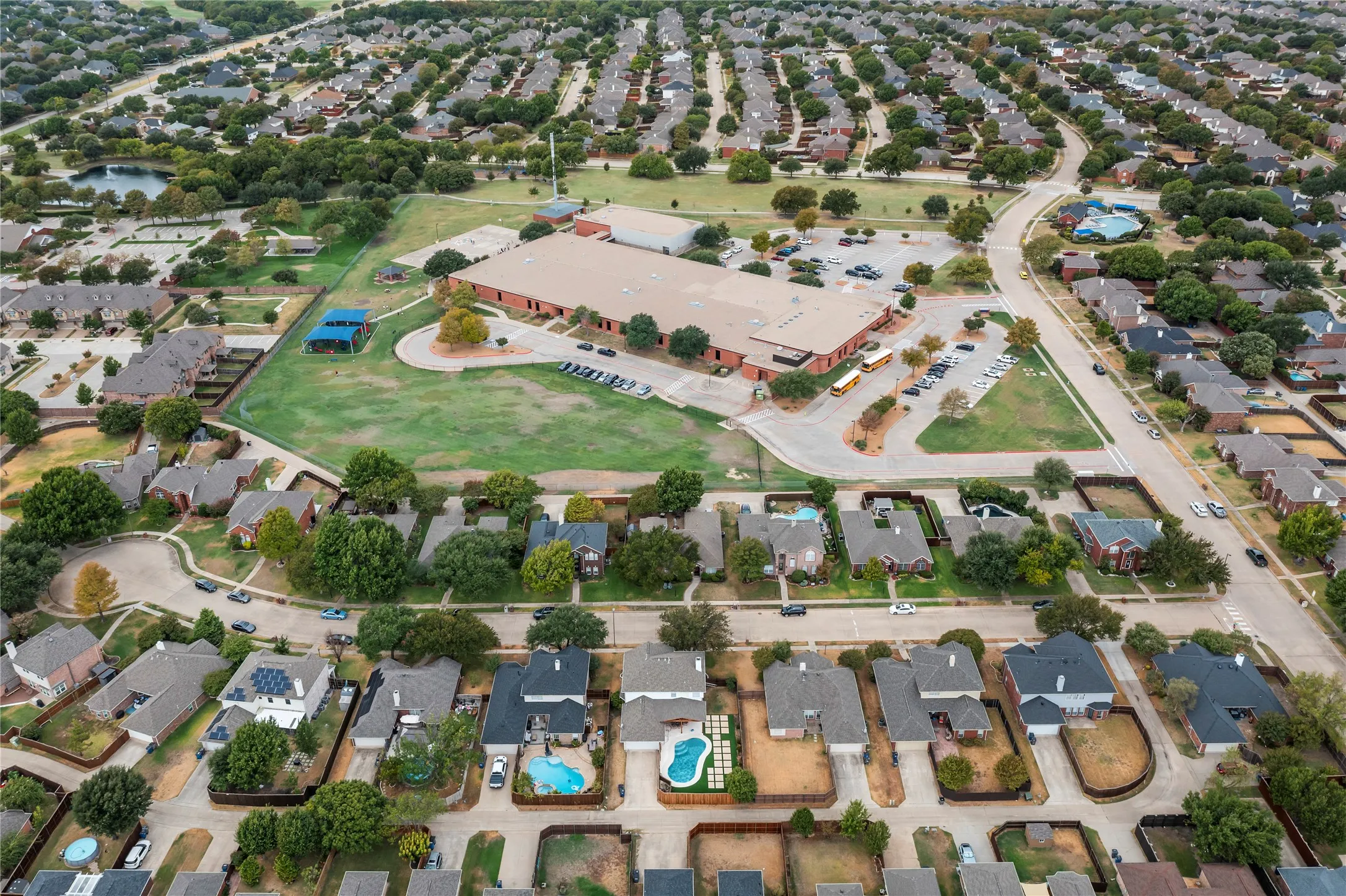 Single Family Residence For Sale in Collin County , 1314 Kenshire Court, Allen, Texas 75013, 5 Bedroom, 3 Bathroom, 2 Garage spaces, 2,364 Sqft, built in 1998, mls#21402810, Real Estate Agent in Allen, Homes For Sale in Collin county, Homes For Sale in Allen, Realtor in Allen Texas, Real Estate Brokerage Independent Realty Texas, Luminita Cordes Realtor