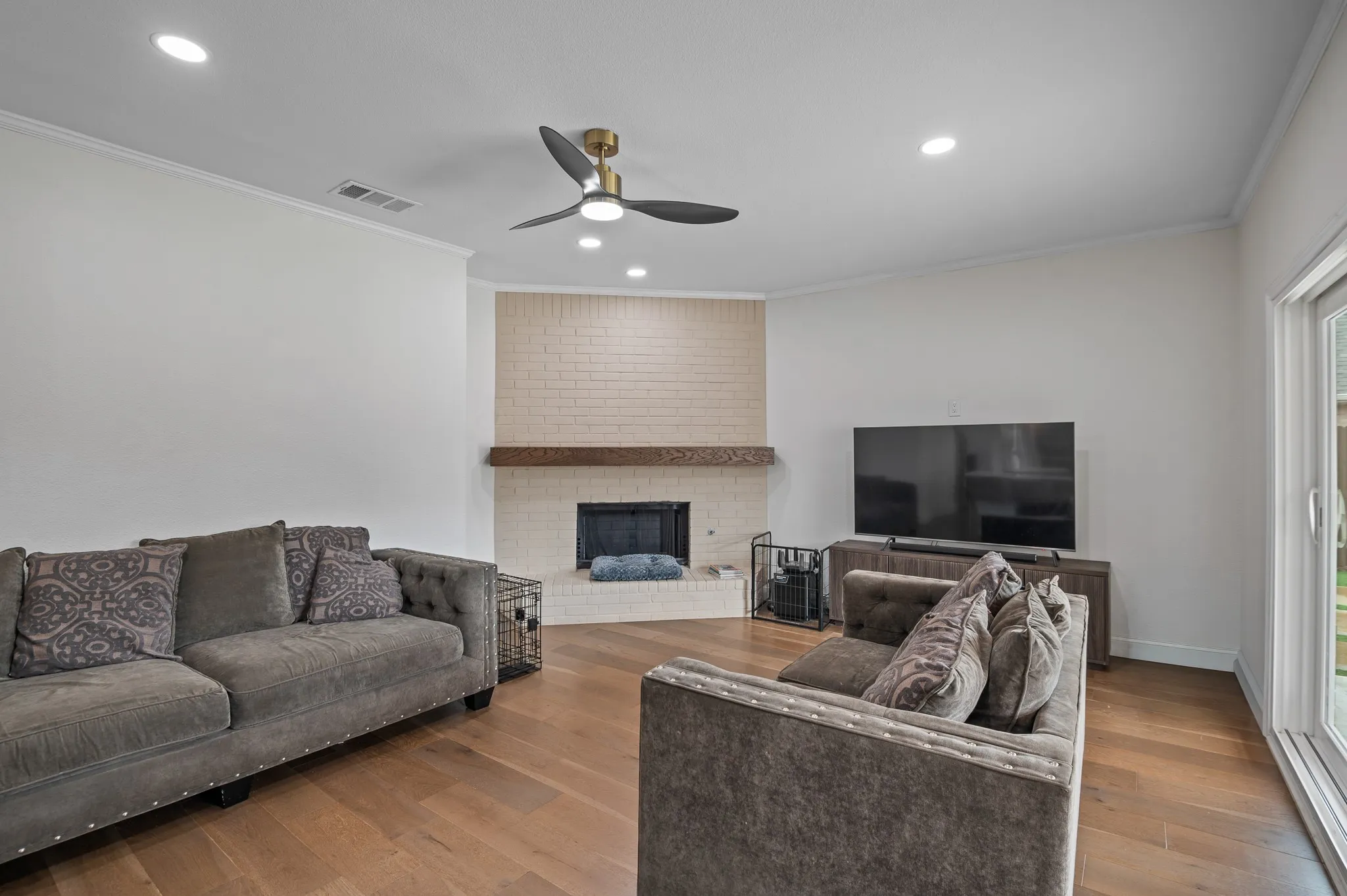 Single Family Residence For Sale in Collin County , 1314 Kenshire Court, Allen, Texas 75013, 5 Bedroom, 3 Bathroom, 2 Garage spaces, 2,364 Sqft, built in 1998, mls#21402810, Real Estate Agent in Allen, Homes For Sale in Collin county, Homes For Sale in Allen, Realtor in Allen Texas, Real Estate Brokerage Independent Realty Texas, Luminita Cordes Realtor