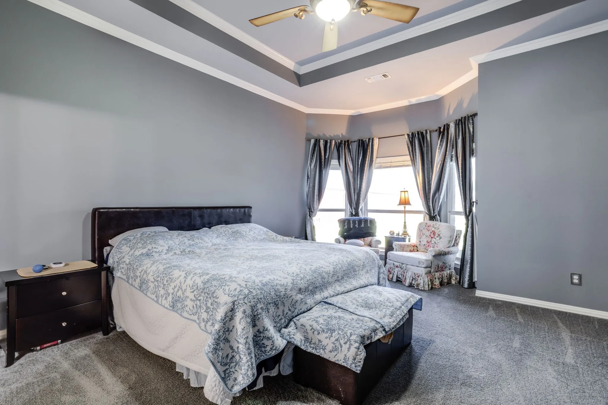 Single Family Residence For Sale in Denton County , 104 Olives Branch, Shady Shores, Texas 76208, 4 Bedroom, 3 Bathroom, 3 Garage spaces, 3,138 Sqft, built in 1999, mls#21403312, Real Estate Agent in Shady Shores, Homes For Sale in Denton county, Homes For Sale in Shady Shores, Realtor in Shady Shores Texas, Real Estate Brokerage Independent Realty Texas, Luminita Cordes Realtor