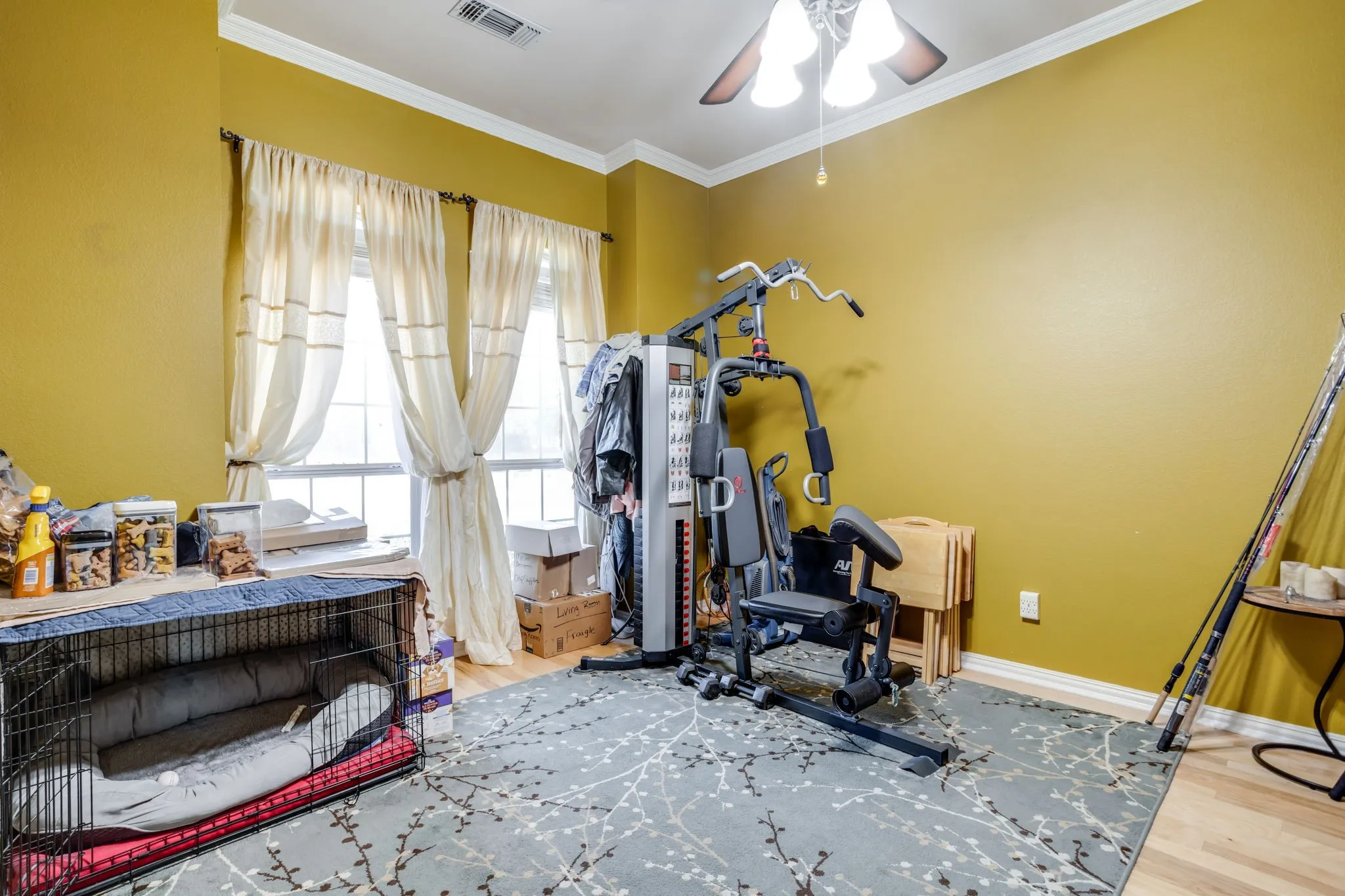 Single Family Residence For Sale in Denton County , 104 Olives Branch, Shady Shores, Texas 76208, 4 Bedroom, 3 Bathroom, 3 Garage spaces, 3,138 Sqft, built in 1999, mls#21403312, Real Estate Agent in Shady Shores, Homes For Sale in Denton county, Homes For Sale in Shady Shores, Realtor in Shady Shores Texas, Real Estate Brokerage Independent Realty Texas, Luminita Cordes Realtor