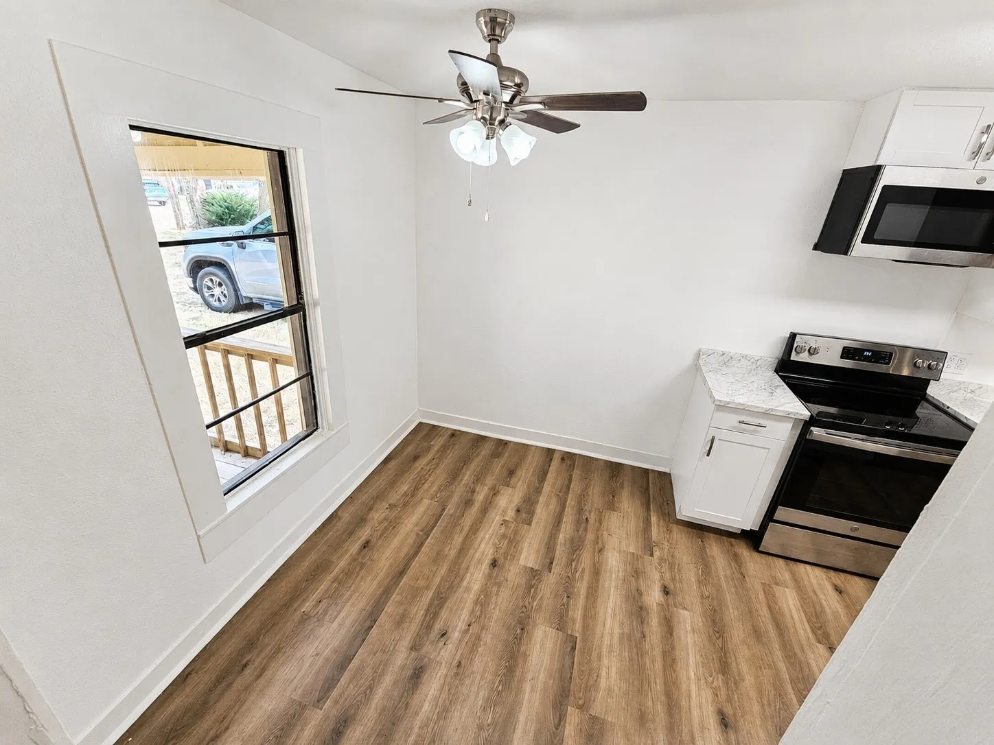 Single Family Residence For Rent in Franklin (TX) County , 122 Olive Street, Mount Vernon, Texas 75457, 2 Bedroom, 1 Bathroom, Garage spaces, 912 Sqft, built in 1960, mls#21403336, Real Estate Agent in Mount Vernon, Homes For Rent in Franklin (TX) county, Homes For Rent in Mount Vernon, Realtor in Mount Vernon Texas, Real Estate Brokerage Independent Realty Texas, Luminita Cordes Realtor