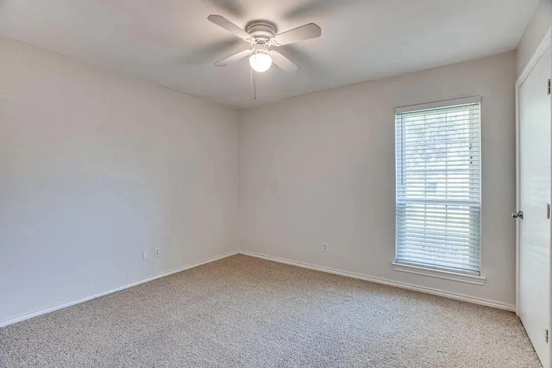 Single Family Residence For Rent in Dallas County , 2116 Oak Brook Drive, Richardson, Texas 75081, 4 Bedroom, 4 Bathroom, 2 Garage spaces, 2,084 Sqft, built in 1974, mls#21403026, Real Estate Agent in Richardson, Homes For Rent in Dallas county, Homes For Rent in Richardson, Realtor in Richardson Texas, Real Estate Brokerage Independent Realty Texas, Luminita Cordes Realtor