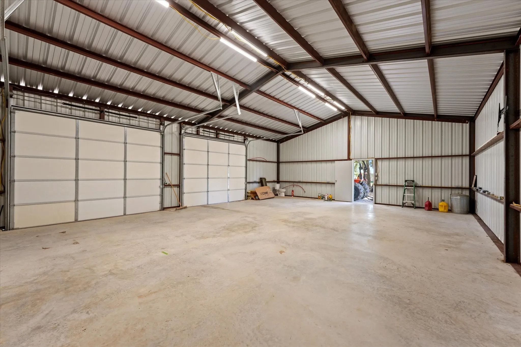 Single Family Residence For Sale in Montague County , 1458 Jim Harry Loop, Sunset, Texas 76270, 3 Bedroom, 4 Bathroom, 4 Garage spaces, 1,878 Sqft, built in 2019, mls#21403347, Real Estate Agent in Sunset, Homes For Sale in Montague county, Homes For Sale in Sunset, Realtor in Sunset Texas, Real Estate Brokerage Independent Realty Texas, Luminita Cordes Realtor