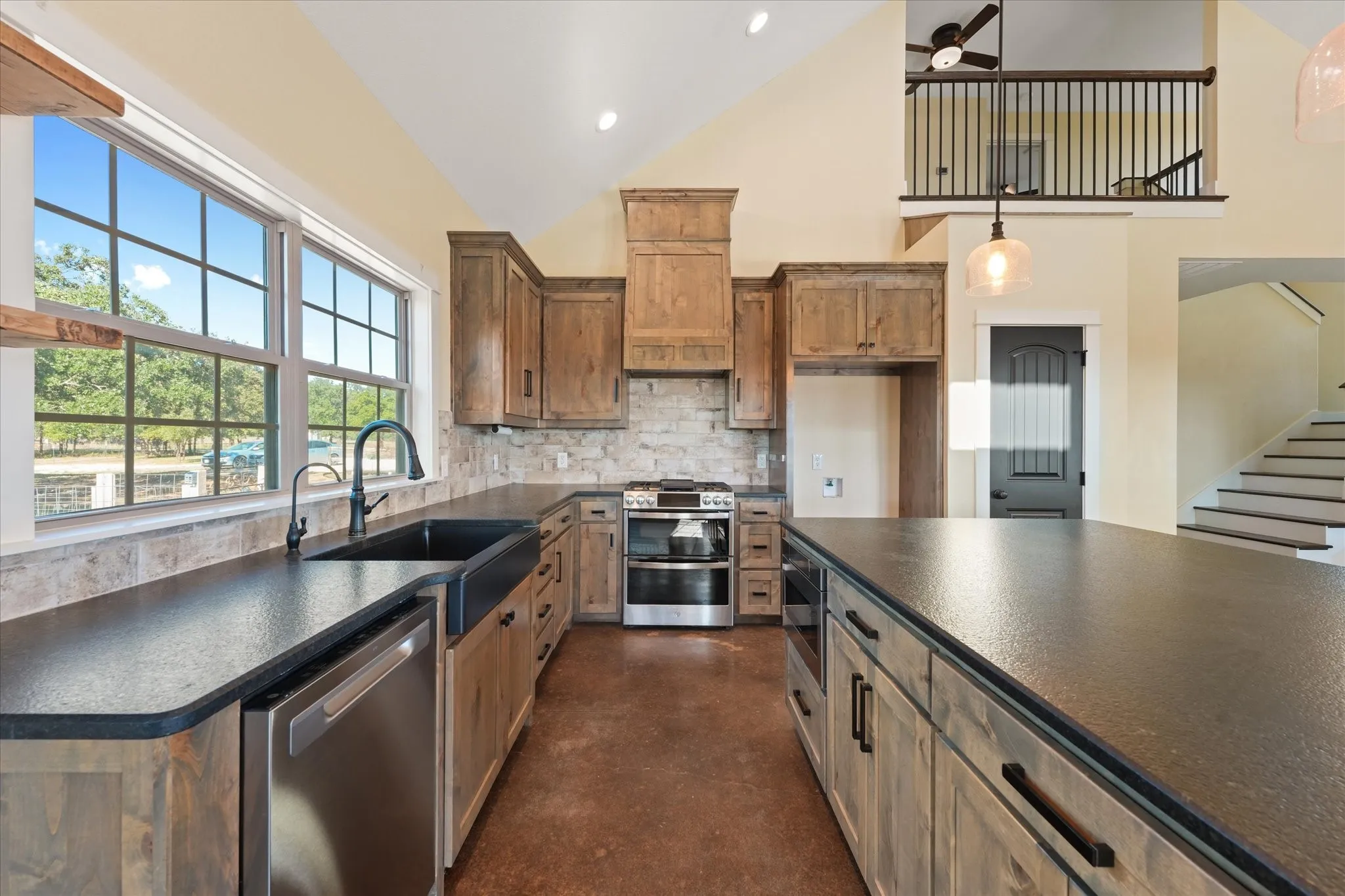 Single Family Residence For Sale in Montague County , 1458 Jim Harry Loop, Sunset, Texas 76270, 3 Bedroom, 4 Bathroom, 4 Garage spaces, 1,878 Sqft, built in 2019, mls#21403347, Real Estate Agent in Sunset, Homes For Sale in Montague county, Homes For Sale in Sunset, Realtor in Sunset Texas, Real Estate Brokerage Independent Realty Texas, Luminita Cordes Realtor