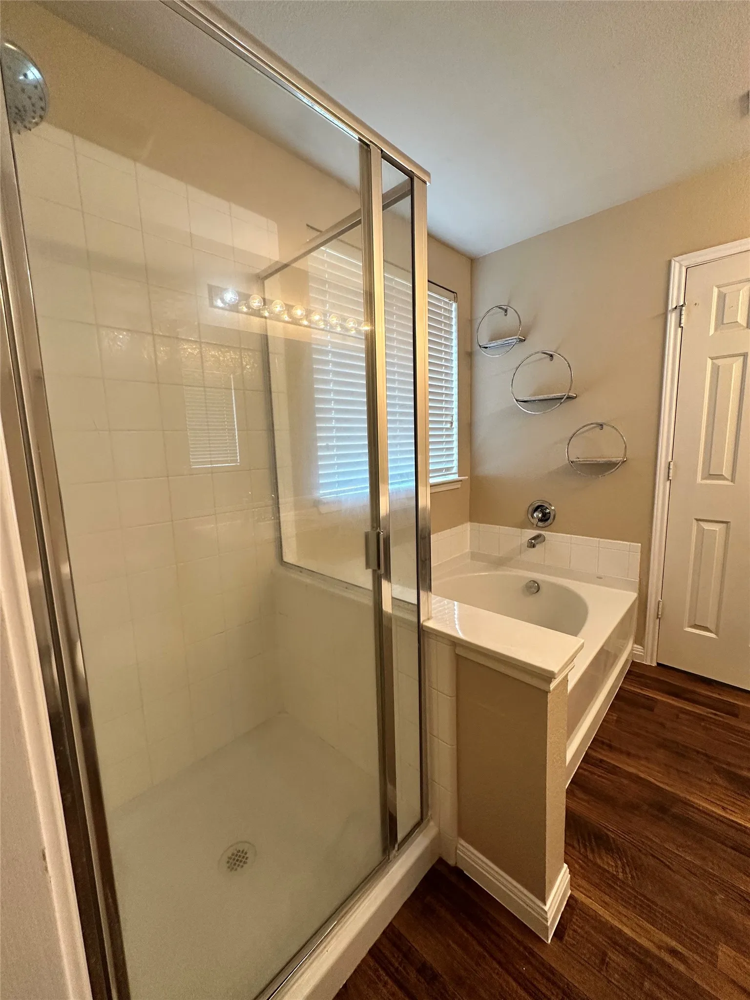 Single Family Residence For Rent in Collin County , 2013 Helmoken Falls Drive, Anna, Texas 75409, 4 Bedroom, 3 Bathroom, Garage spaces, 2,696 Sqft, built in 2005, mls#21403354, Real Estate Agent in Anna, Homes For Rent in Collin county, Homes For Rent in Anna, Realtor in Anna Texas, Real Estate Brokerage Independent Realty Texas, Luminita Cordes Realtor