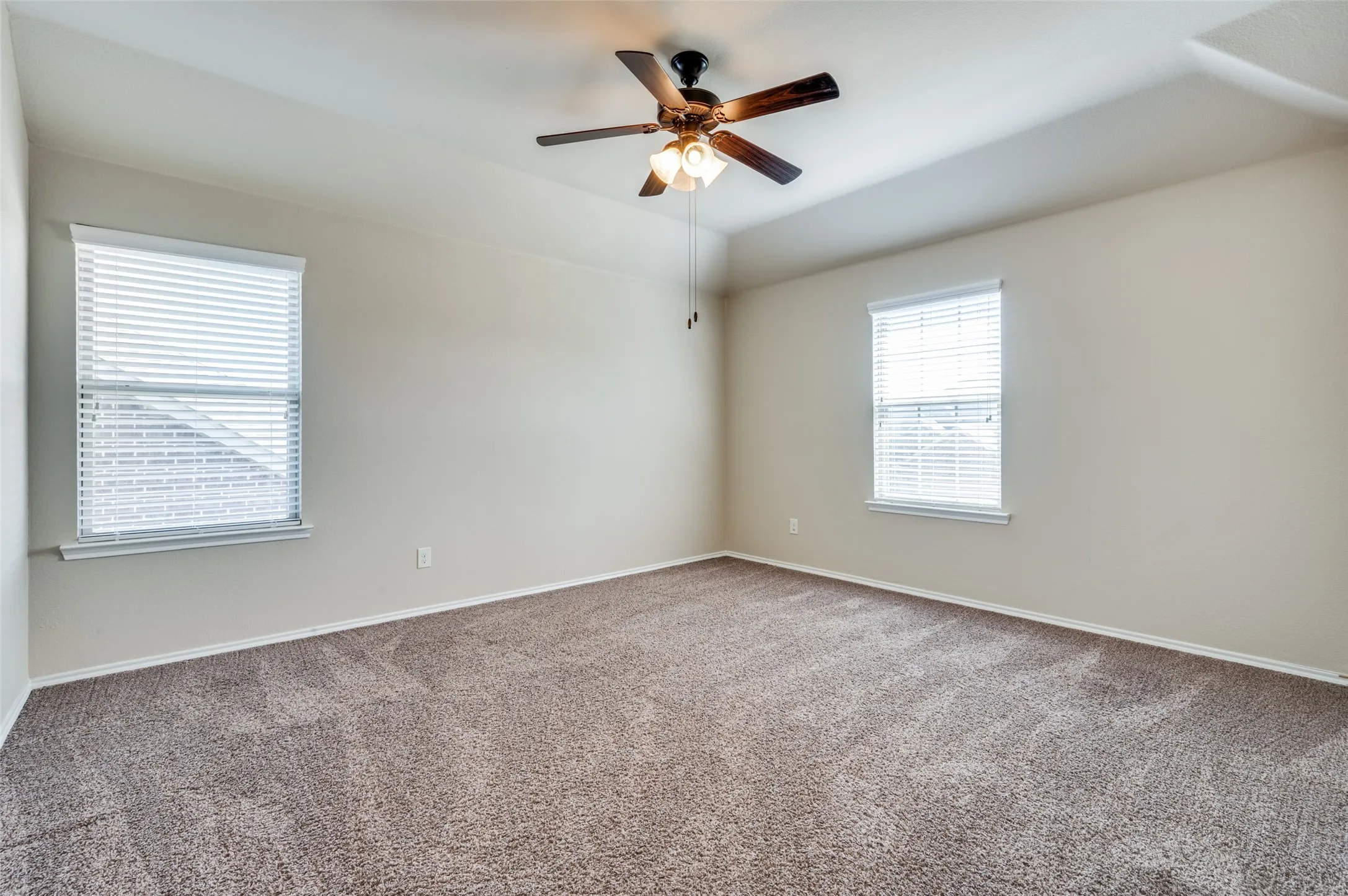 Single Family Residence For Rent in Collin County , 200 Mount Olive Avenue, Mc Kinney, Texas 75072, 4 Bedroom, 4 Bathroom, 2 Garage spaces, 3,066 Sqft, built in 2016, mls#21403352, Real Estate Agent in Mc Kinney, Homes For Rent in Collin county, Homes For Rent in Mc Kinney, Realtor in Mc Kinney Texas, Real Estate Brokerage Independent Realty Texas, Luminita Cordes Realtor