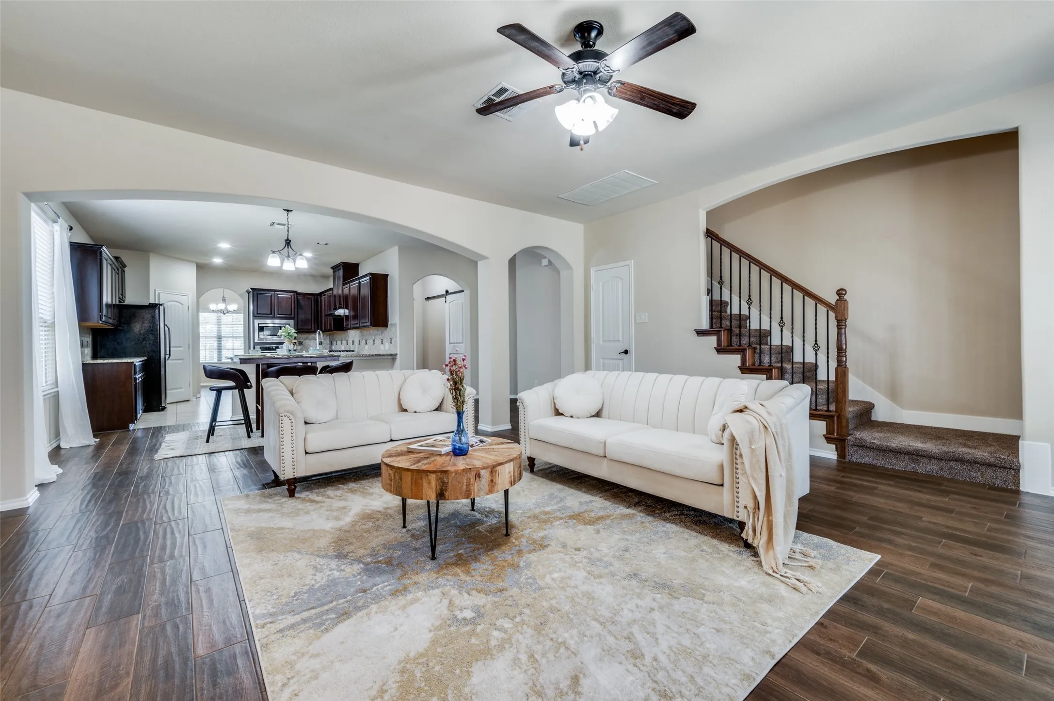 Single Family Residence For Rent in Collin County , 200 Mount Olive Avenue, Mc Kinney, Texas 75072, 4 Bedroom, 4 Bathroom, 2 Garage spaces, 3,066 Sqft, built in 2016, mls#21403352, Real Estate Agent in Mc Kinney, Homes For Rent in Collin county, Homes For Rent in Mc Kinney, Realtor in Mc Kinney Texas, Real Estate Brokerage Independent Realty Texas, Luminita Cordes Realtor