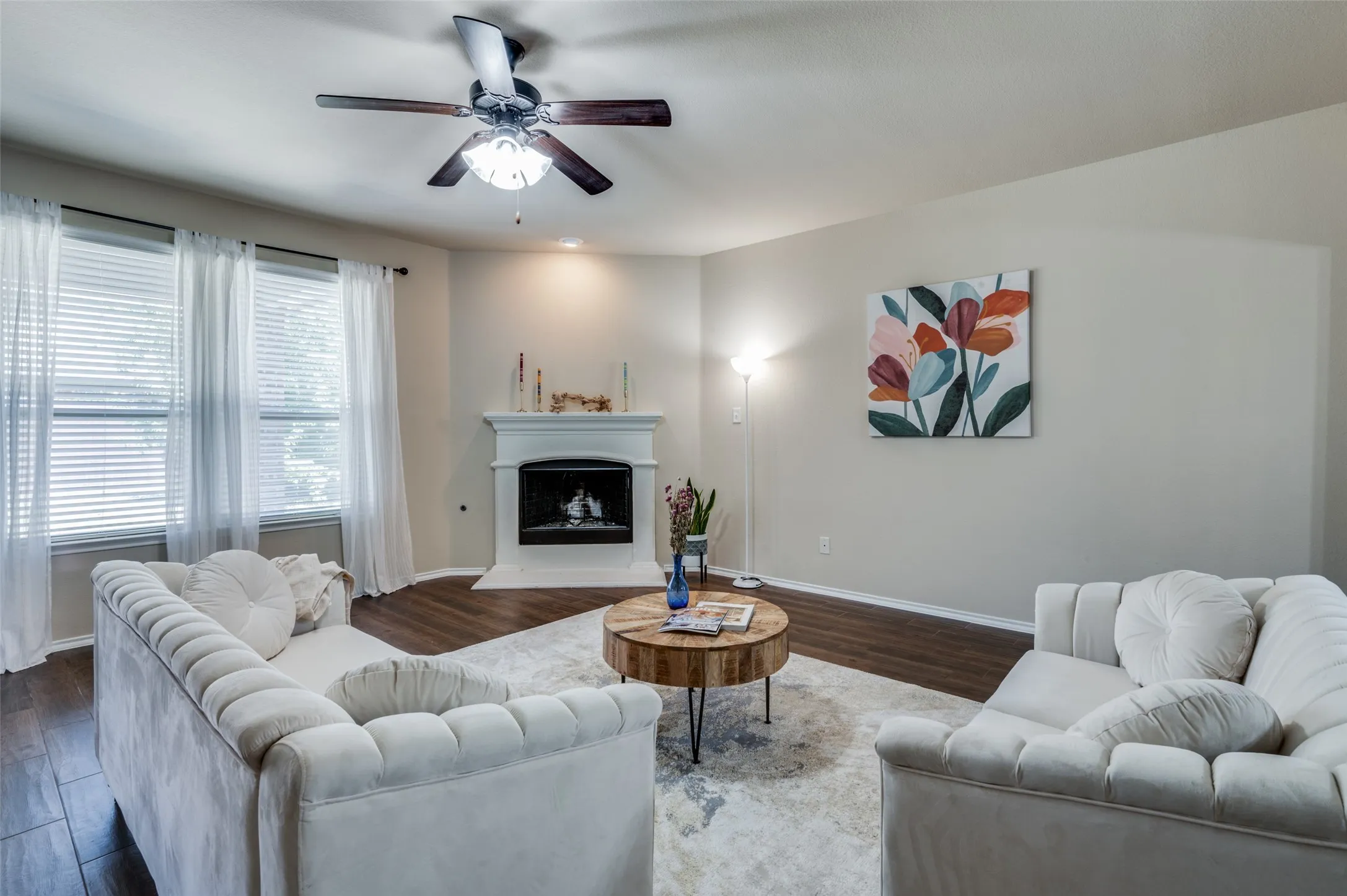 Single Family Residence For Rent in Collin County , 200 Mount Olive Avenue, Mc Kinney, Texas 75072, 4 Bedroom, 4 Bathroom, 2 Garage spaces, 3,066 Sqft, built in 2016, mls#21403352, Real Estate Agent in Mc Kinney, Homes For Rent in Collin county, Homes For Rent in Mc Kinney, Realtor in Mc Kinney Texas, Real Estate Brokerage Independent Realty Texas, Luminita Cordes Realtor