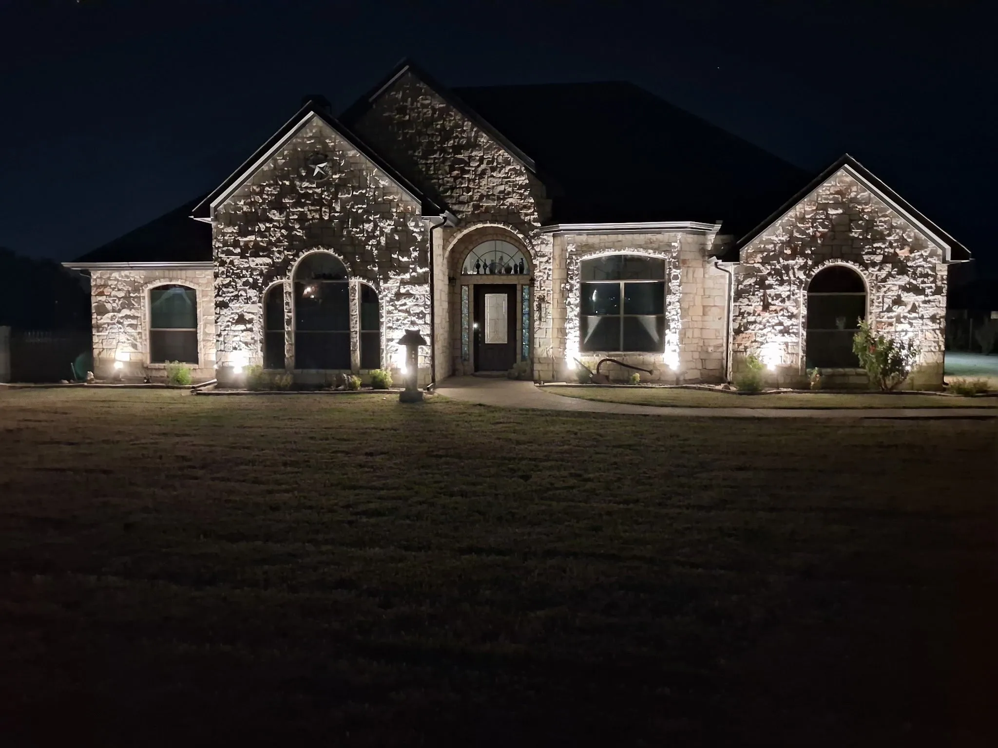 Single Family Residence For Sale in Kaufman County , 3177 Belmont Lane, Terrell, Texas 75160, 4 Bedroom, 3 Bathroom, 3 Garage spaces, 2,600 Sqft, built in 2005, mls#21403355, Real Estate Agent in Terrell, Homes For Sale in Kaufman county, Homes For Sale in Terrell, Realtor in Terrell Texas, Real Estate Brokerage Independent Realty Texas, Luminita Cordes Realtor