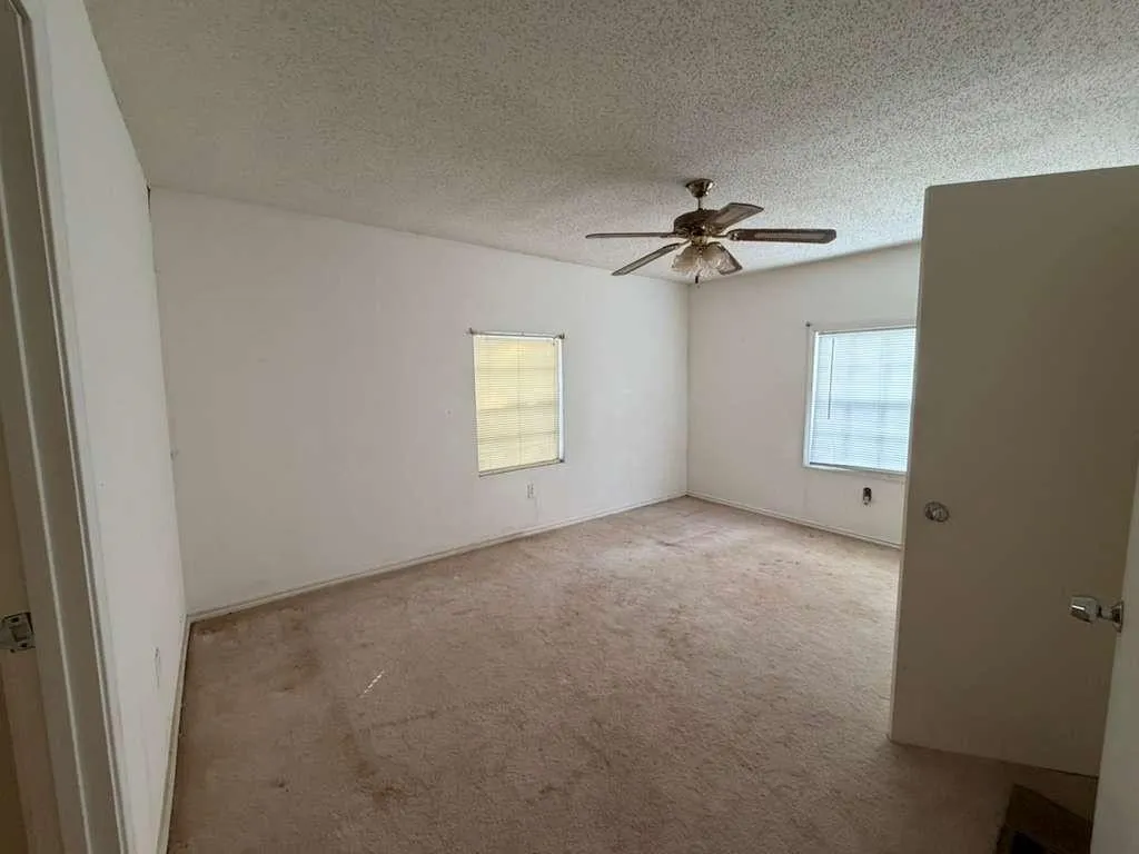 Single Family Residence For Sale in Bosque County , 325 County Road 1768, Clifton, Texas 76634, 2 Bedroom, 2 Bathroom, Garage spaces, 1,584 Sqft, built in 1993, mls#21403338, Real Estate Agent in Clifton, Homes For Sale in Bosque county, Homes For Sale in Clifton, Realtor in Clifton Texas, Real Estate Brokerage Independent Realty Texas, Luminita Cordes Realtor
