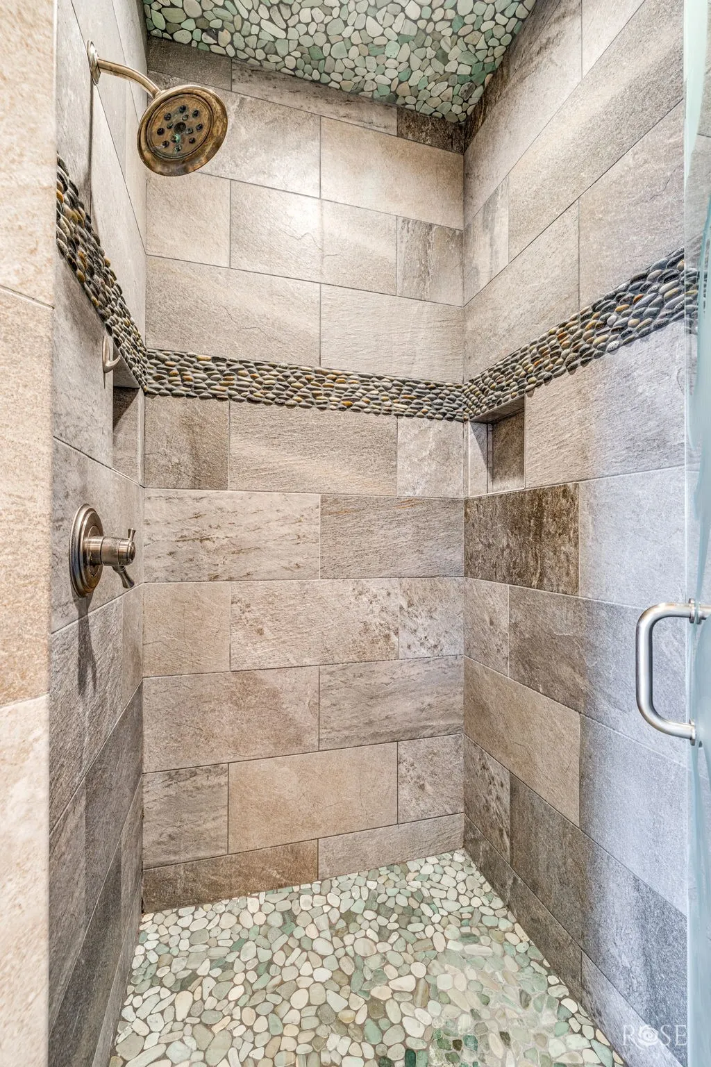 Single Family Residence For Sale in Tom Green County , 1938 S Concho Drive, San Angelo, Texas 76904, 8 Bedroom, 8 Bathroom, Garage spaces, 2,296 Sqft, built in 2013, mls#21403333, Real Estate Agent in San Angelo, Homes For Sale in Tom Green county, Homes For Sale in San Angelo, Realtor in San Angelo Texas, Real Estate Brokerage Independent Realty Texas, Luminita Cordes Realtor
