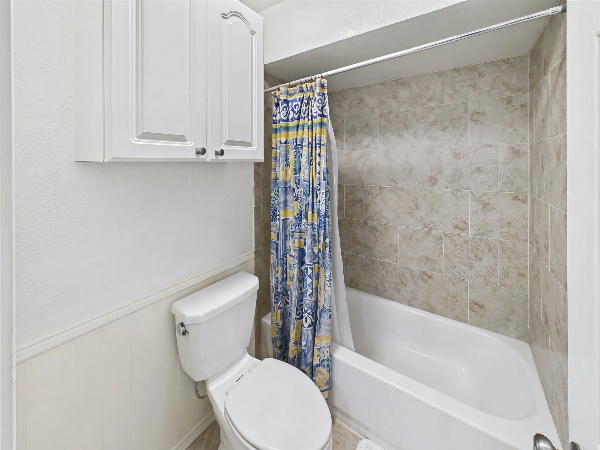 Single Family Residence For Sale in Dallas County , 12316 Rockland Drive, Dallas, Texas 75243, 3 Bedroom, 3 Bathroom, 2 Garage spaces, 2,567 Sqft, built in 1980, mls#21402402, Real Estate Agent in Dallas, Homes For Sale in Dallas county, Homes For Sale in Dallas, Realtor in Dallas Texas, Real Estate Brokerage Independent Realty Texas, Luminita Cordes Realtor