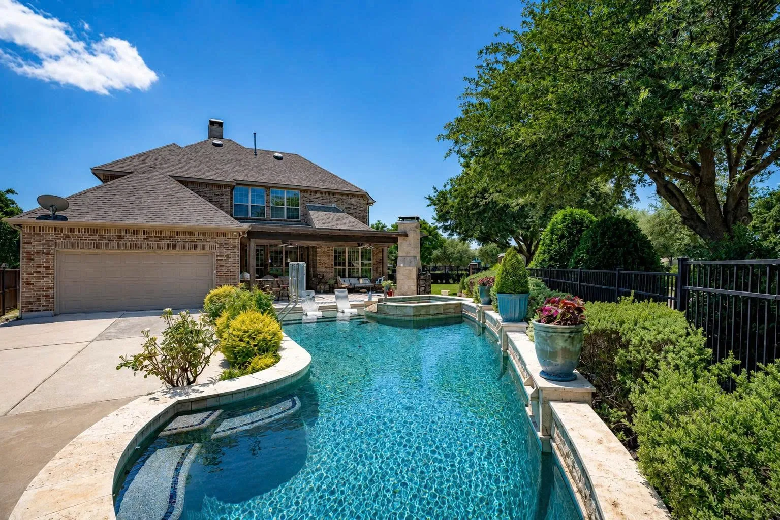 Single Family Residence For Rent in Collin County , 864 Willow Winds Street, Allen, Texas 75013, 5 Bedroom, 4 Bathroom, 3 Garage spaces, 3,881 Sqft, built in 2010, mls#21403360, Real Estate Agent in Allen, Homes For Rent in Collin county, Homes For Rent in Allen, Realtor in Allen Texas, Real Estate Brokerage Independent Realty Texas, Luminita Cordes Realtor