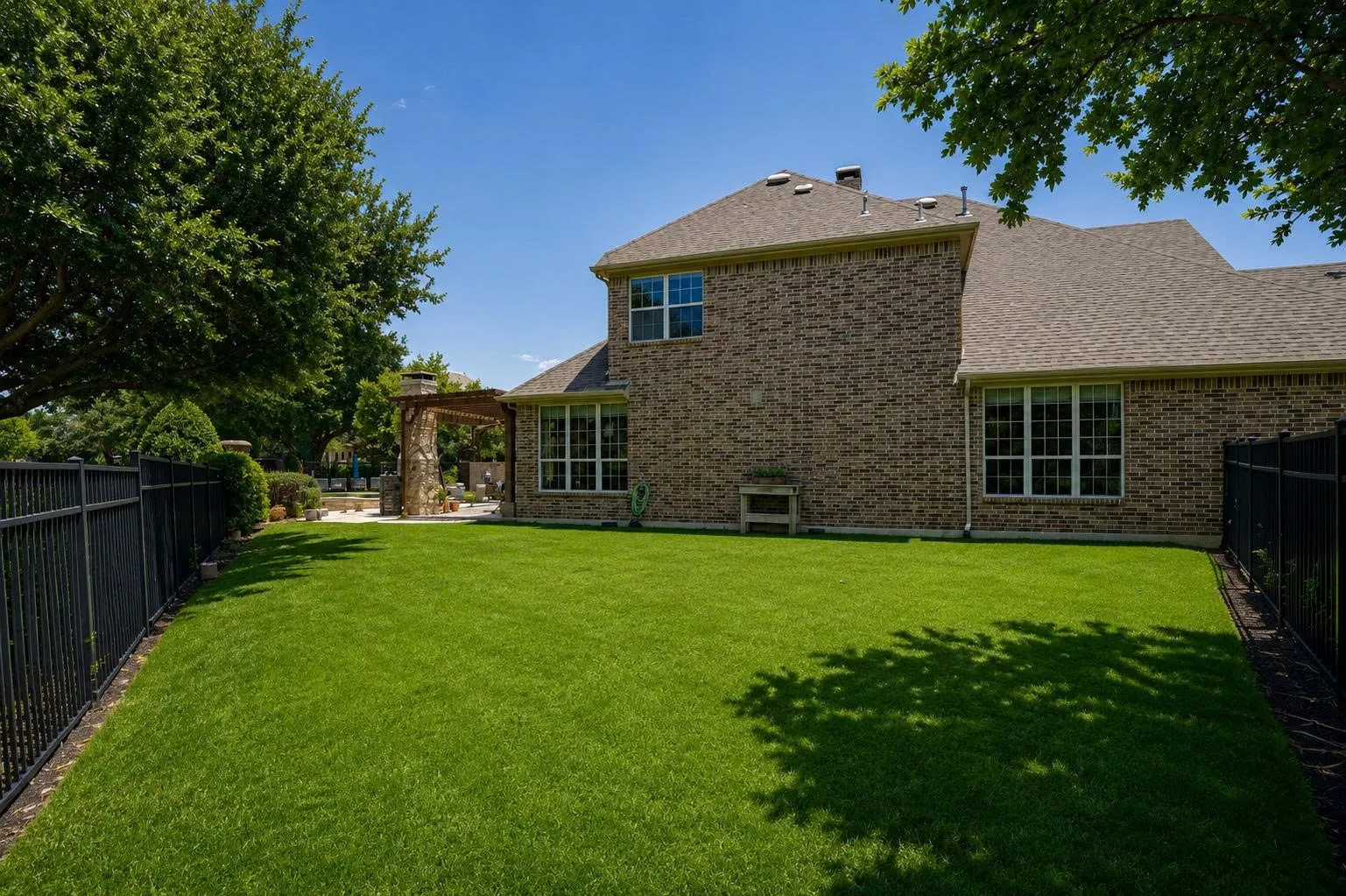 Single Family Residence For Rent in Collin County , 864 Willow Winds Street, Allen, Texas 75013, 5 Bedroom, 4 Bathroom, 3 Garage spaces, 3,881 Sqft, built in 2010, mls#21403360, Real Estate Agent in Allen, Homes For Rent in Collin county, Homes For Rent in Allen, Realtor in Allen Texas, Real Estate Brokerage Independent Realty Texas, Luminita Cordes Realtor