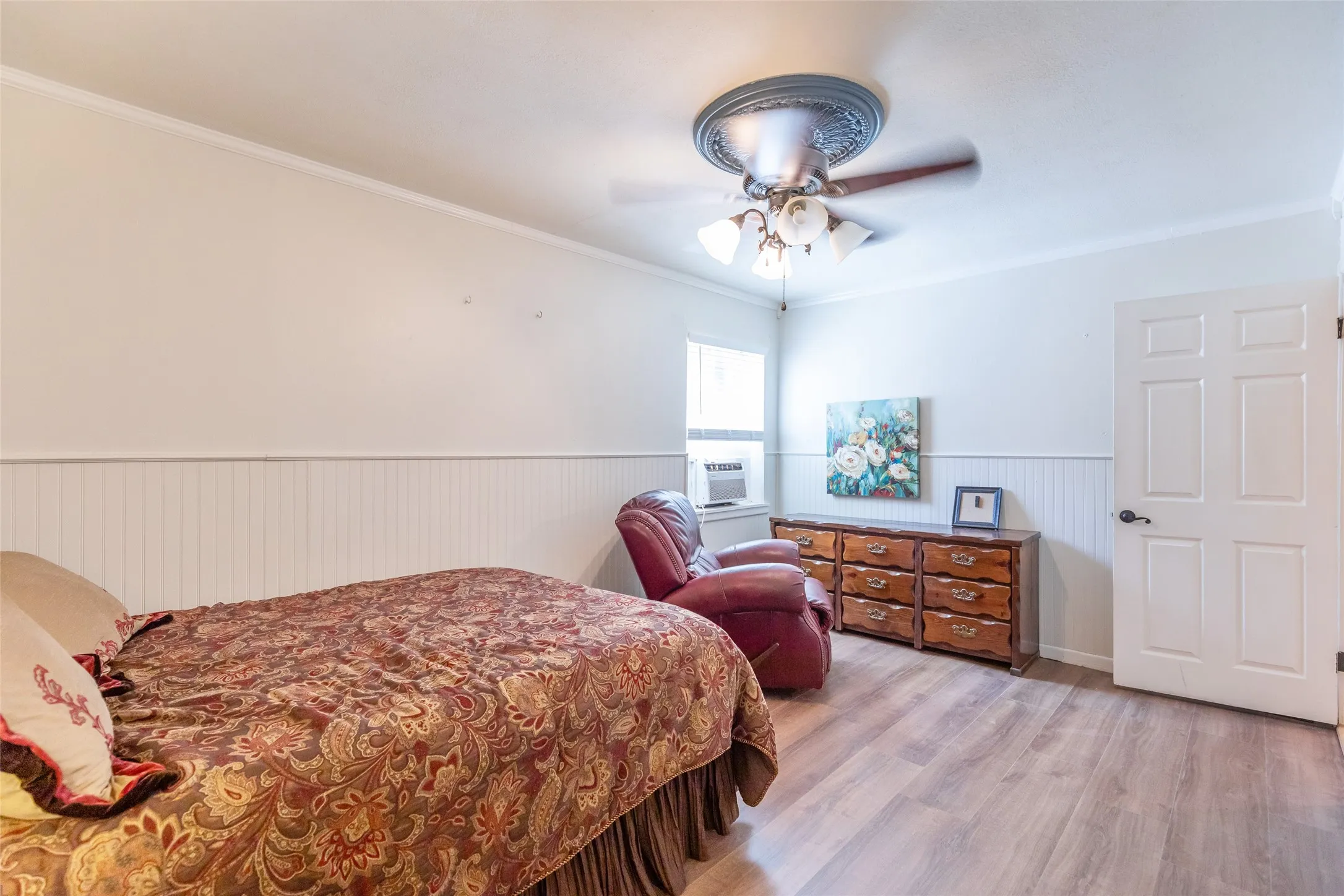 Single Family Residence For Sale in Taylor County , 1434 Briarwood Street, Abilene, Texas 79603, 3 Bedroom, 1 Bathroom, Garage spaces, 1,032 Sqft, built in 1955, mls#21403365, Real Estate Agent in Abilene, Homes For Sale in Taylor county, Homes For Sale in Abilene, Realtor in Abilene Texas, Real Estate Brokerage Independent Realty Texas, Luminita Cordes Realtor
