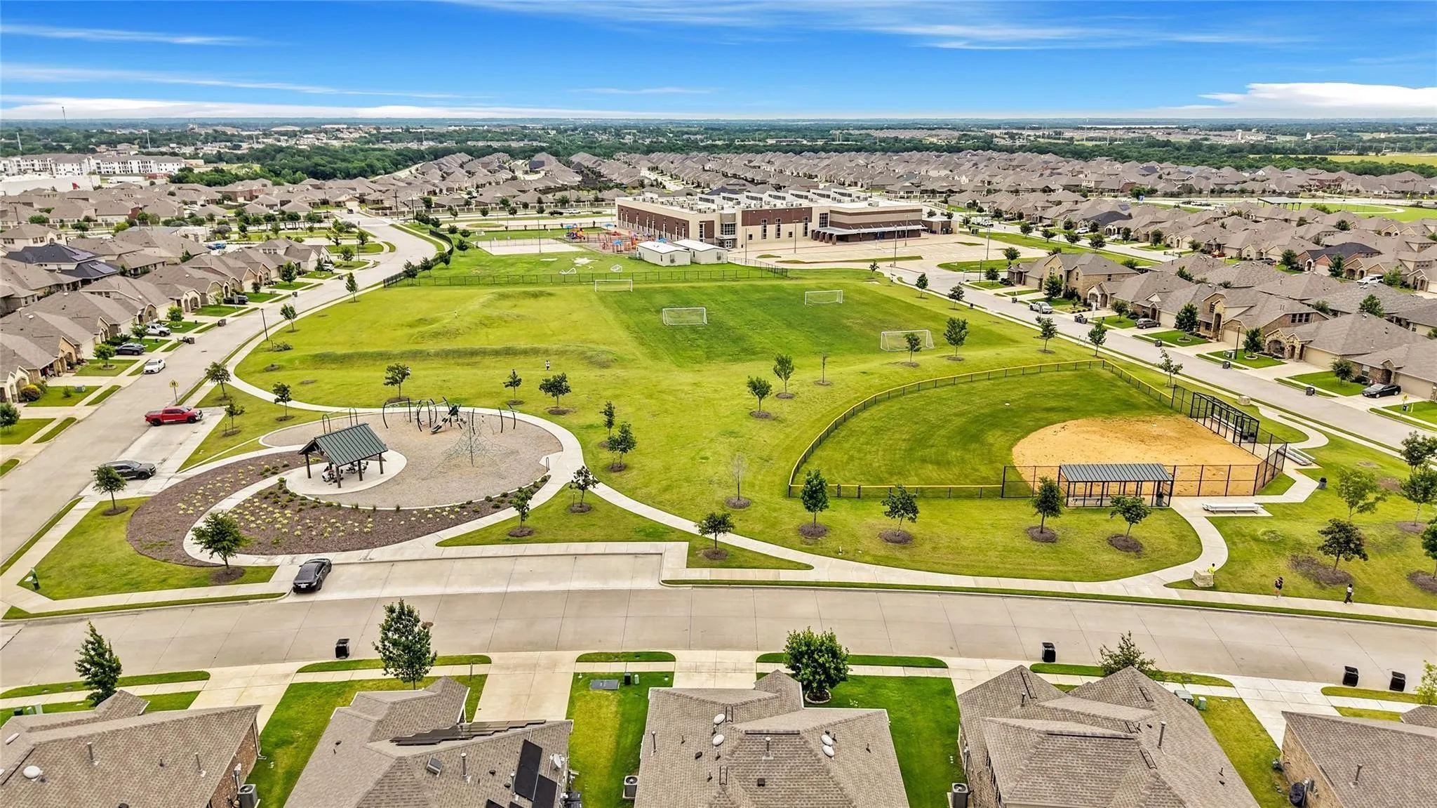 Single Family Residence For Rent in Collin County , 906 Silverbell Street, Princeton, Texas 75407, 4 Bedroom, 2 Bathroom, 2 Garage spaces, 1,999 Sqft, built in 2018, mls#21390390, Real Estate Agent in Princeton, Homes For Rent in Collin county, Homes For Rent in Princeton, Realtor in Princeton Texas, Real Estate Brokerage Independent Realty Texas, Luminita Cordes Realtor