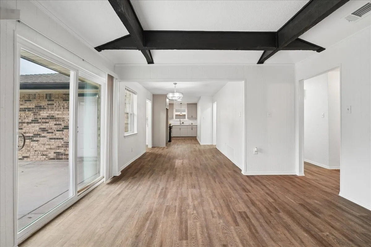 Single Family Residence For Sale in Dallas County , 236 Charles Street, De Soto, Texas 75115, 3 Bedroom, 2 Bathroom, 2 Garage spaces, 1,966 Sqft, built in 1973, mls#21403372, Real Estate Agent in De Soto, Homes For Sale in Dallas county, Homes For Sale in De Soto, Realtor in De Soto Texas, Real Estate Brokerage Independent Realty Texas, Luminita Cordes Realtor