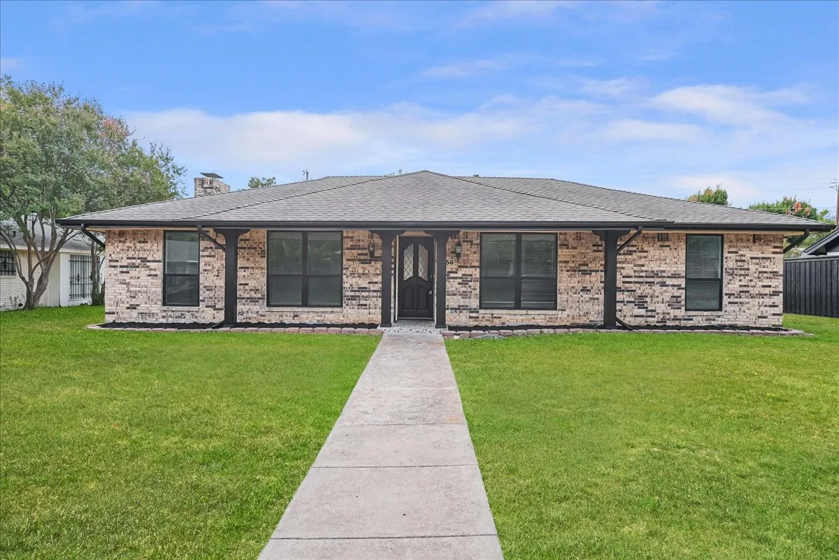 Single Family Residence For Sale in Dallas County , 236 Charles Street, De Soto, Texas 75115, 3 Bedroom, 2 Bathroom, 2 Garage spaces, 1,966 Sqft, built in 1973, mls#21403372, Real Estate Agent in De Soto, Homes For Sale in Dallas county, Homes For Sale in De Soto, Realtor in De Soto Texas, Real Estate Brokerage Independent Realty Texas, Luminita Cordes Realtor