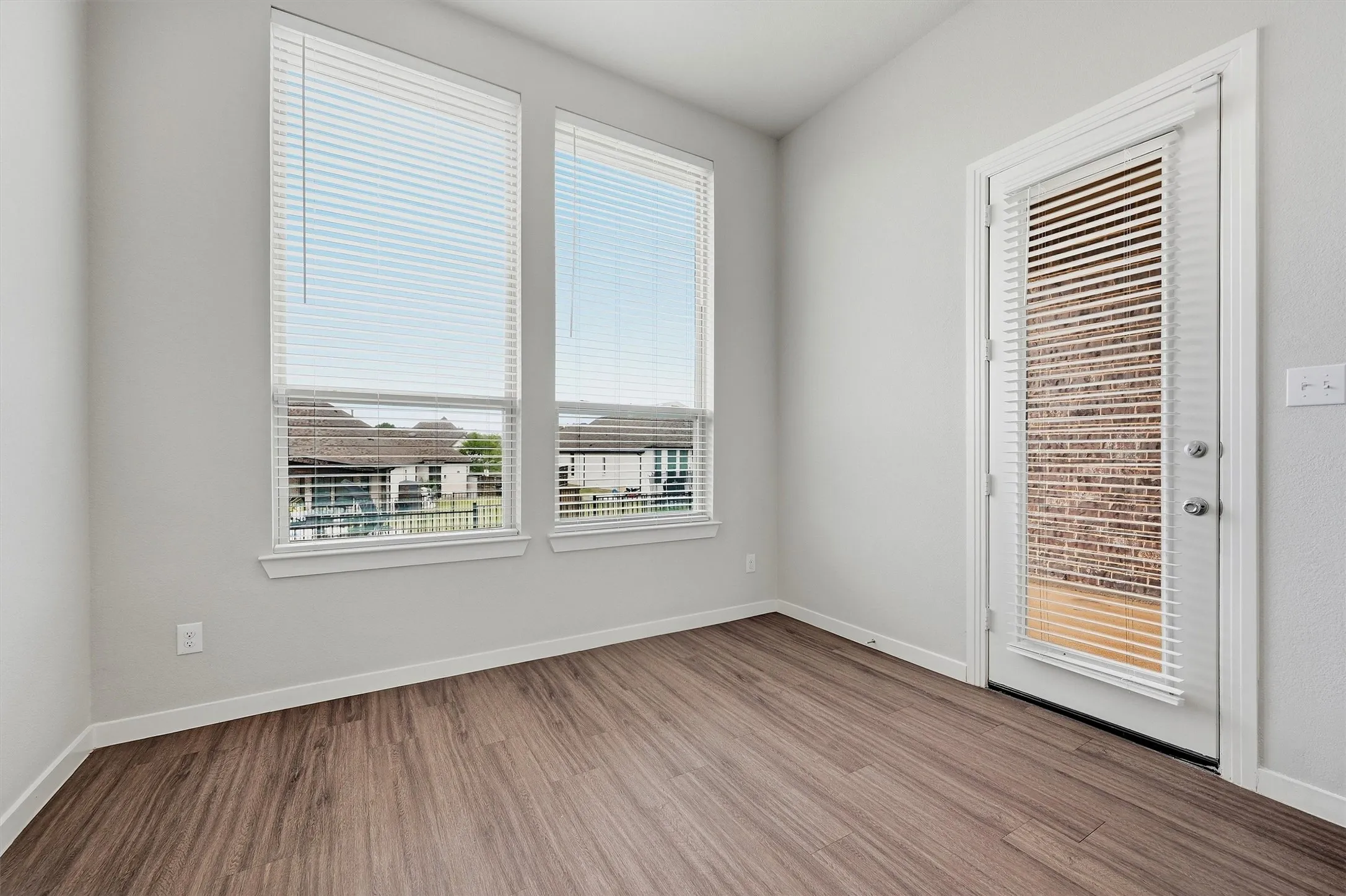 Single Family Residence For Sale in Grayson County , 3813 Iron Ore Drive, Denison, Texas 75020, 4 Bedroom, 3 Bathroom, 2 Garage spaces, 2,152 Sqft, built in 2018, mls#21403369, Real Estate Agent in Denison, Homes For Sale in Grayson county, Homes For Sale in Denison, Realtor in Denison Texas, Real Estate Brokerage Independent Realty Texas, Luminita Cordes Realtor
