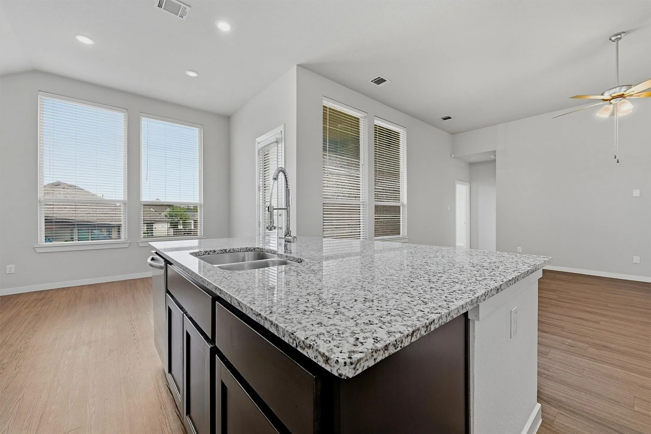 Single Family Residence For Sale in Grayson County , 3813 Iron Ore Drive, Denison, Texas 75020, 4 Bedroom, 3 Bathroom, 2 Garage spaces, 2,152 Sqft, built in 2018, mls#21403369, Real Estate Agent in Denison, Homes For Sale in Grayson county, Homes For Sale in Denison, Realtor in Denison Texas, Real Estate Brokerage Independent Realty Texas, Luminita Cordes Realtor