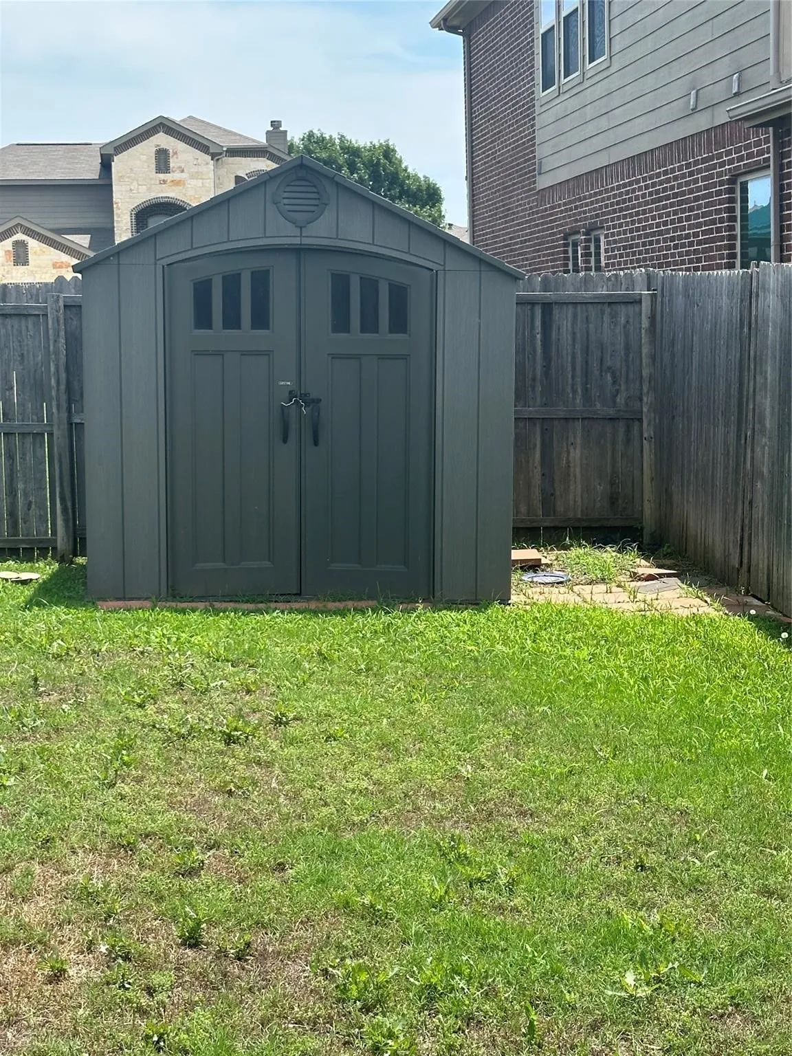 Single Family Residence For Sale in Denton County , 8404 Sioux Trail, Aubrey, Texas 76227, 4 Bedroom, 3 Bathroom, 2 Garage spaces, 2,573 Sqft, built in 2015, mls#21403384, Real Estate Agent in Aubrey, Homes For Sale in Denton county, Homes For Sale in Aubrey, Realtor in Aubrey Texas, Real Estate Brokerage Independent Realty Texas, Luminita Cordes Realtor