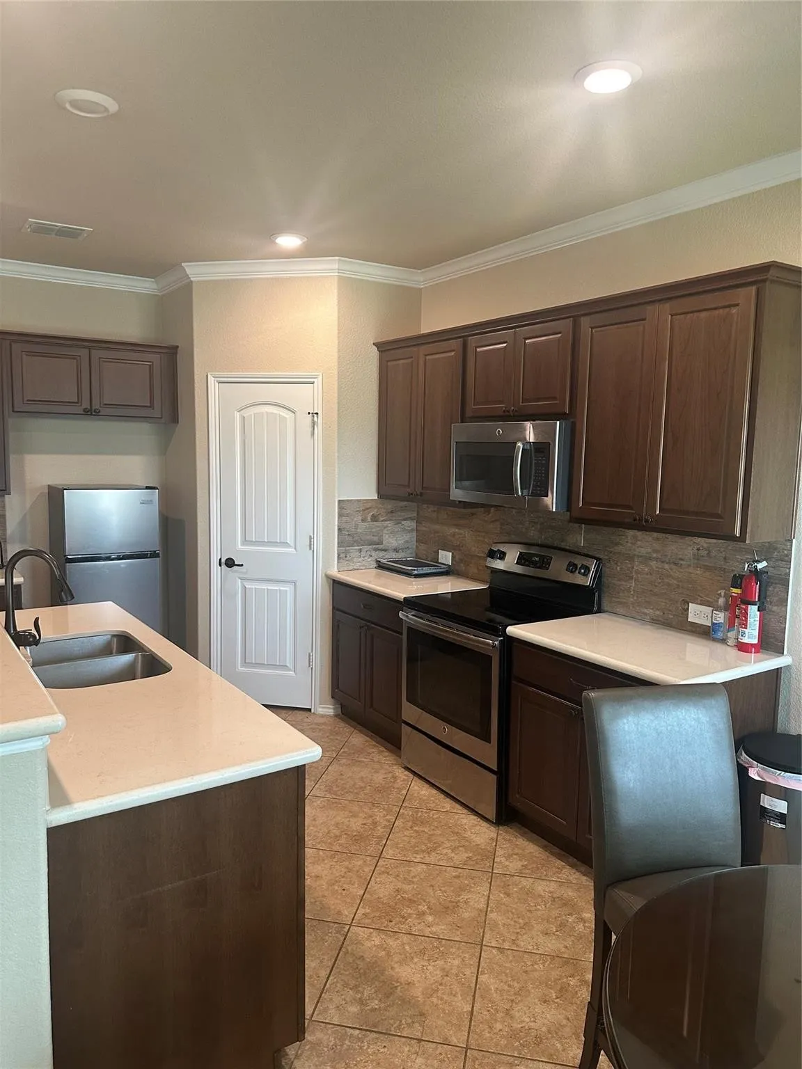Single Family Residence For Sale in Denton County , 8404 Sioux Trail, Aubrey, Texas 76227, 4 Bedroom, 3 Bathroom, 2 Garage spaces, 2,573 Sqft, built in 2015, mls#21403384, Real Estate Agent in Aubrey, Homes For Sale in Denton county, Homes For Sale in Aubrey, Realtor in Aubrey Texas, Real Estate Brokerage Independent Realty Texas, Luminita Cordes Realtor