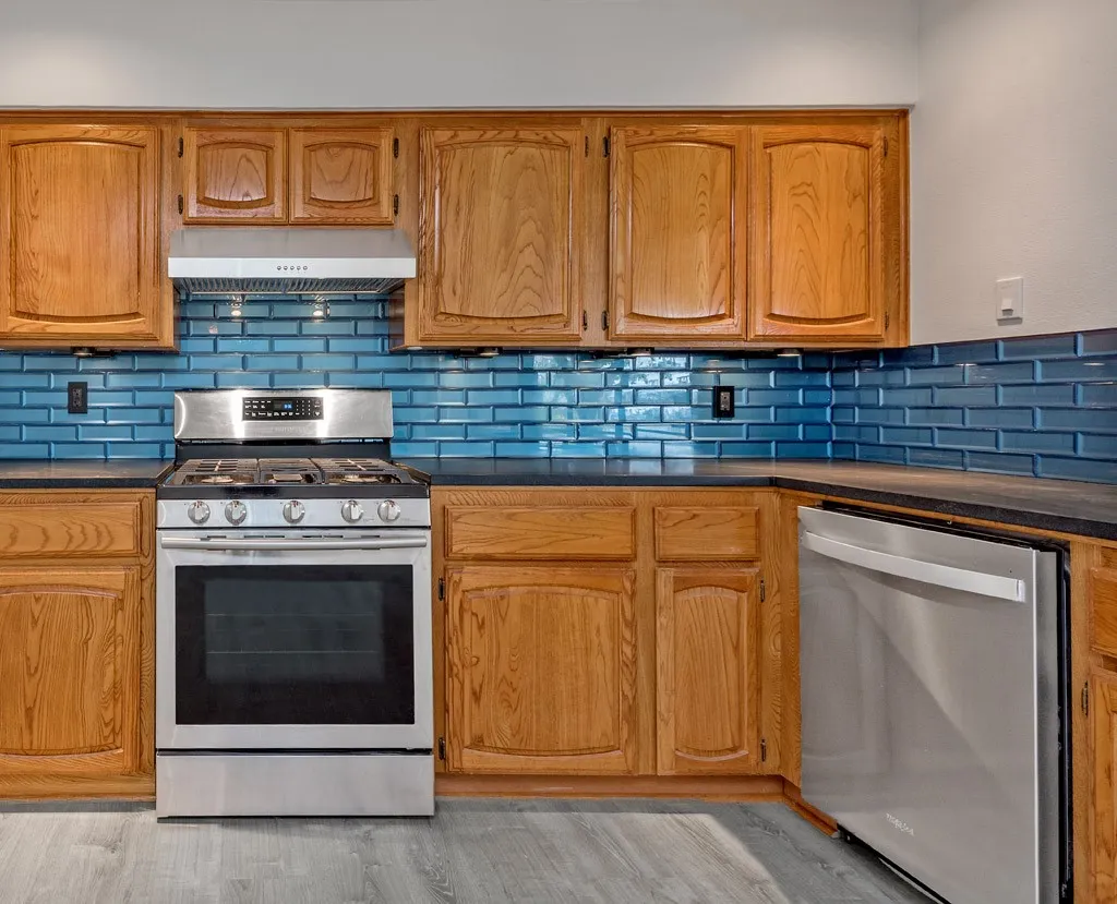 Single Family Residence For Rent in Dallas County , 3134 High Plateau Drive, Garland, Texas 75044, 3 Bedroom, 2 Bathroom, 2 Garage spaces, 1,863 Sqft, built in 1972, mls#21403387, Real Estate Agent in Garland, Homes For Rent in Dallas county, Homes For Rent in Garland, Realtor in Garland Texas, Real Estate Brokerage Independent Realty Texas, Luminita Cordes Realtor