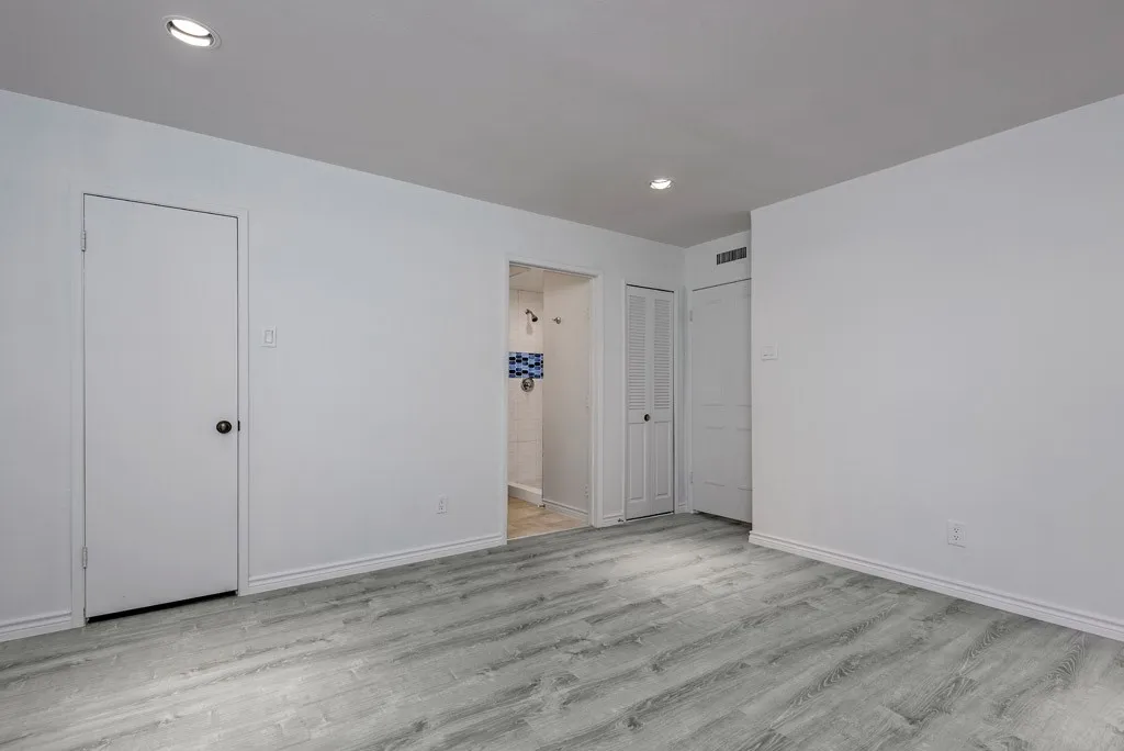 Single Family Residence For Rent in Dallas County , 3134 High Plateau Drive, Garland, Texas 75044, 3 Bedroom, 2 Bathroom, 2 Garage spaces, 1,863 Sqft, built in 1972, mls#21403387, Real Estate Agent in Garland, Homes For Rent in Dallas county, Homes For Rent in Garland, Realtor in Garland Texas, Real Estate Brokerage Independent Realty Texas, Luminita Cordes Realtor