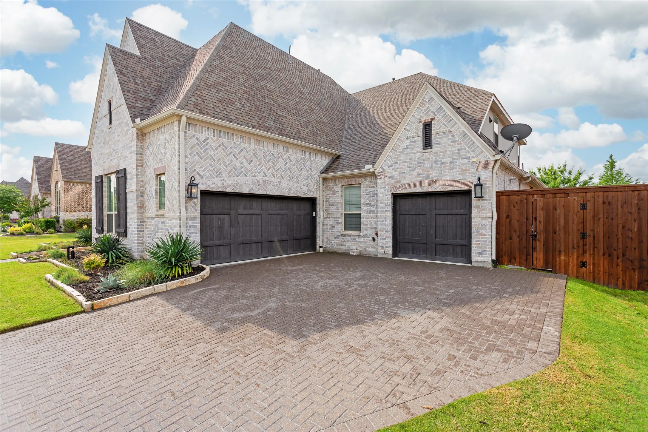 3 car garage